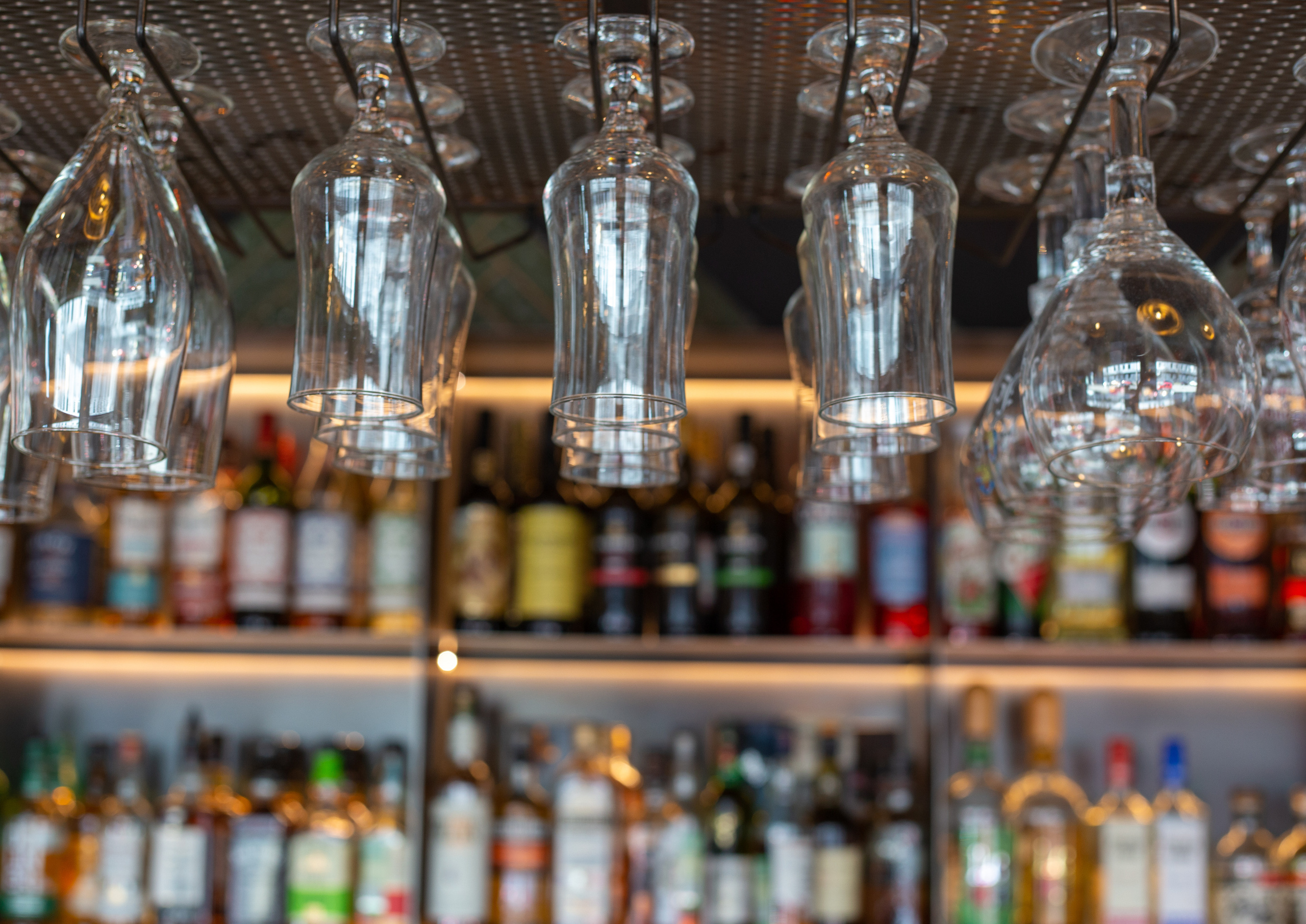 Ресторан Kwakker: пиво, еда, вино. Полина Носкова интерьерный фотограф