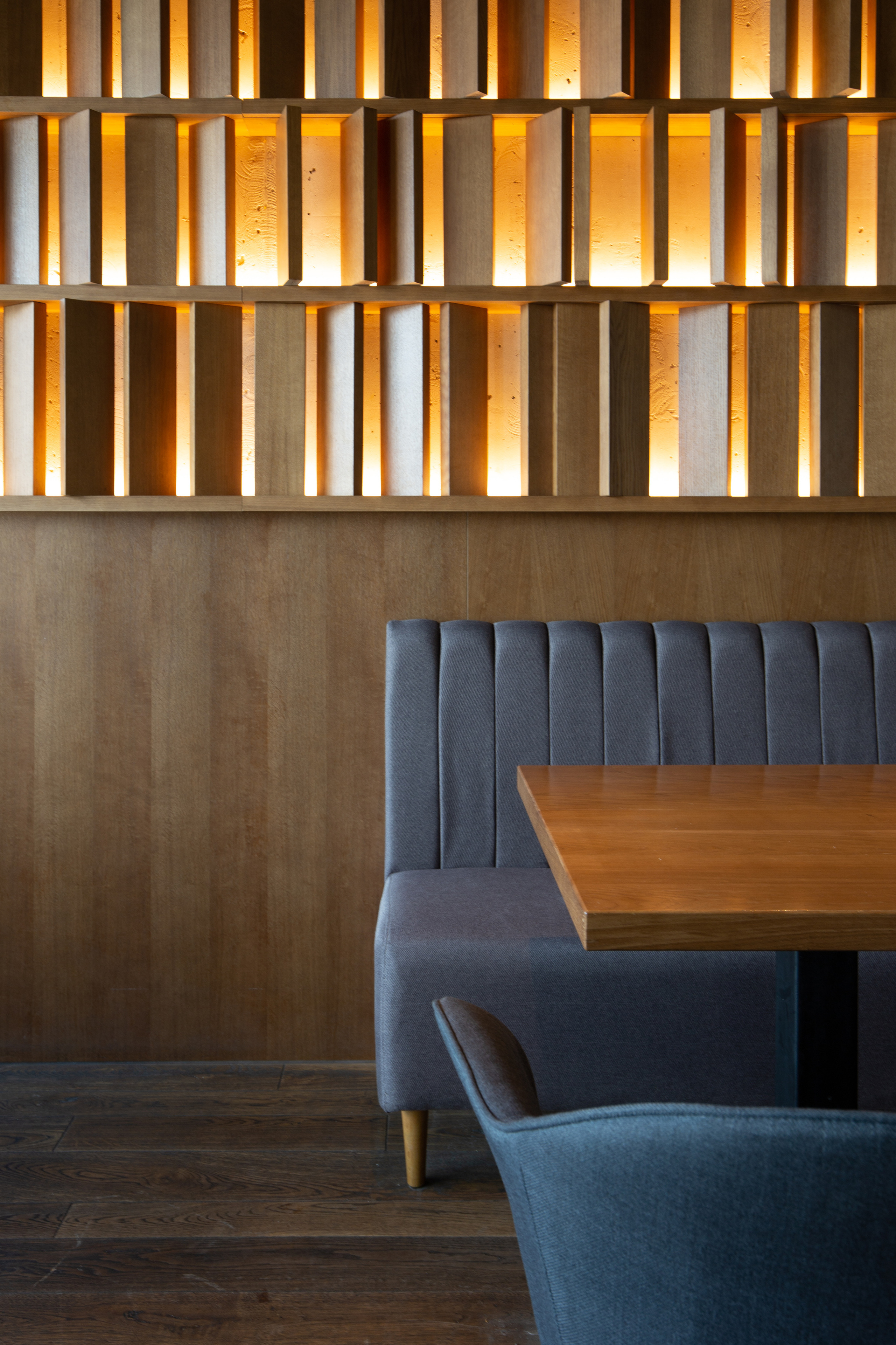 Ресторан Kwakker: пиво, еда, вино. Полина Носкова интерьерный фотограф