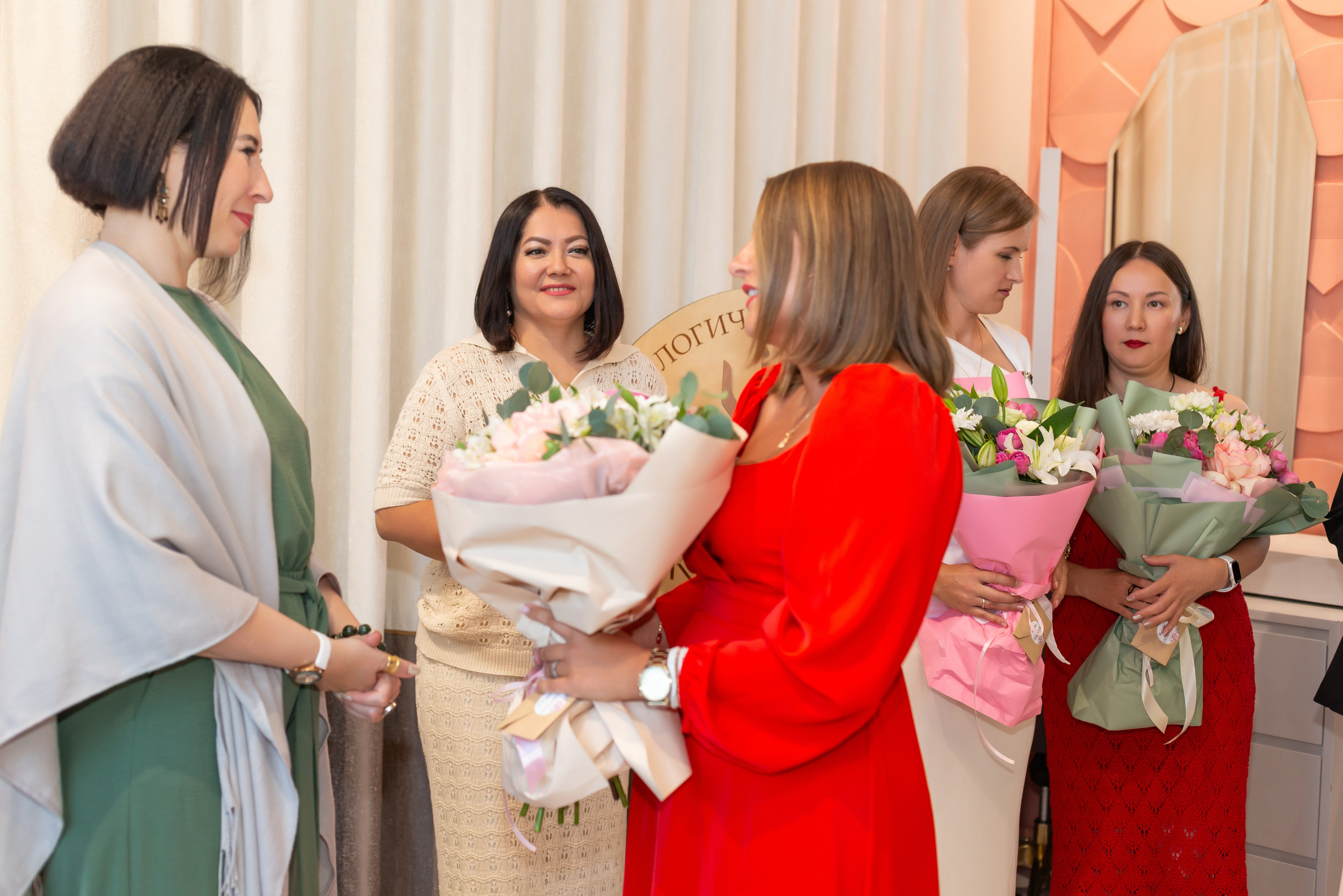 Выпускной курса психологов. Ирина Квасова | Фотограф в стиле VOGUE | Тюмень