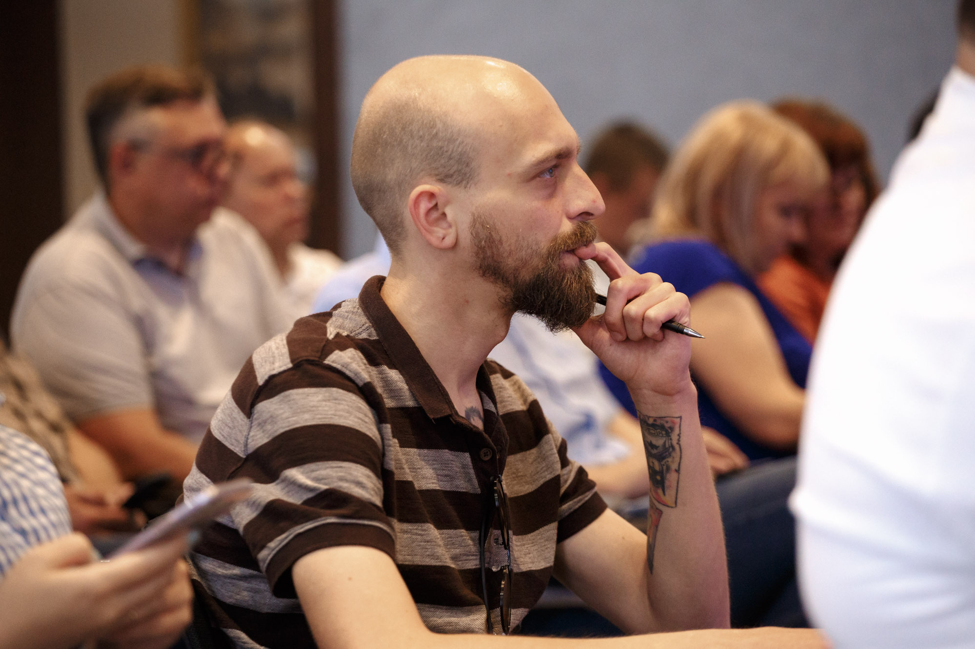 фотосъёмка журналистов на обучении. фоторепортаж с места события, там где фотография главное  в кадре. эмоции и настроение в фотографии.