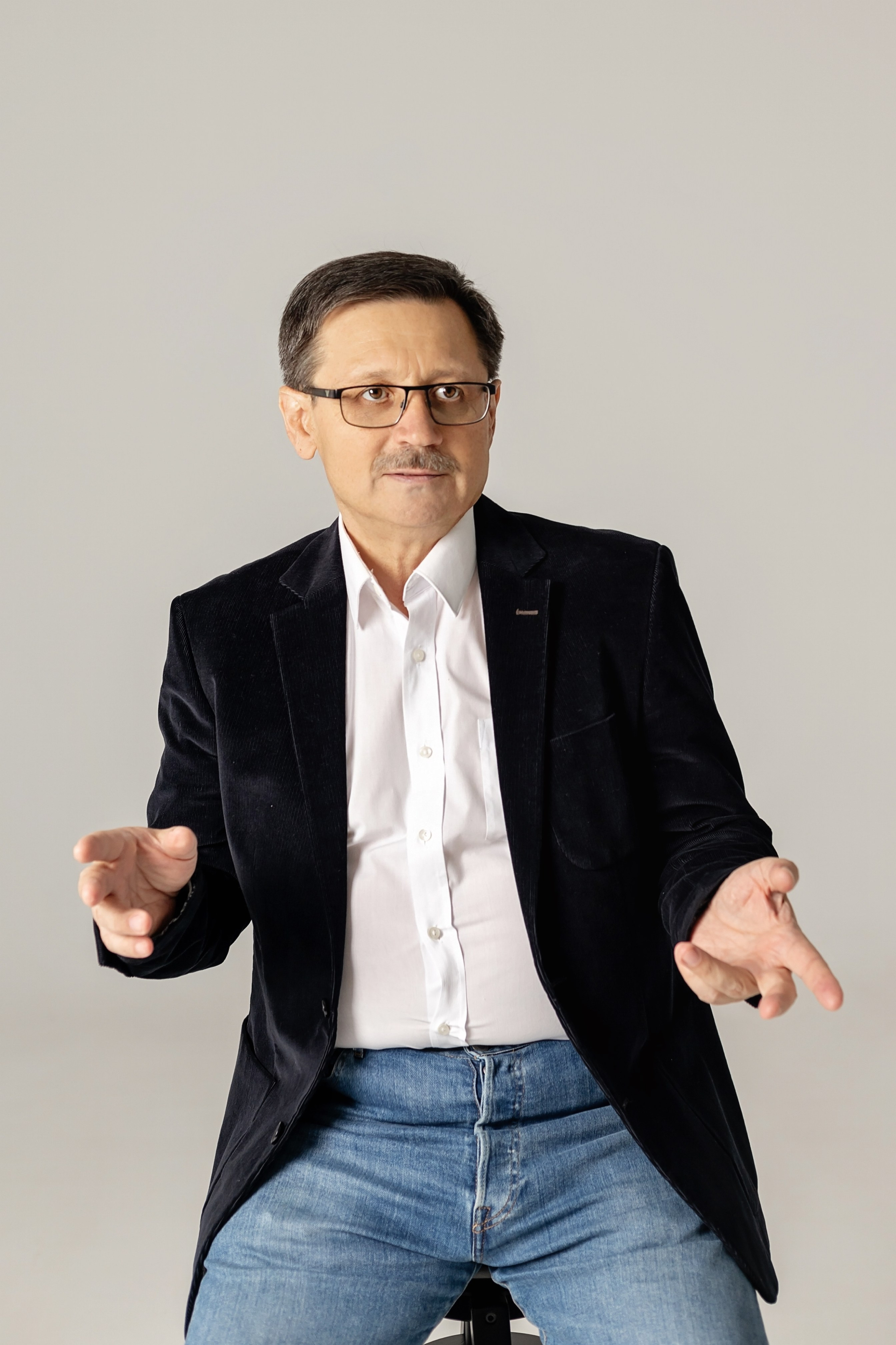 Виктор, лектор, спикер. Фотограф в Москве Ксения Мокрушина | Brand & Women photographer