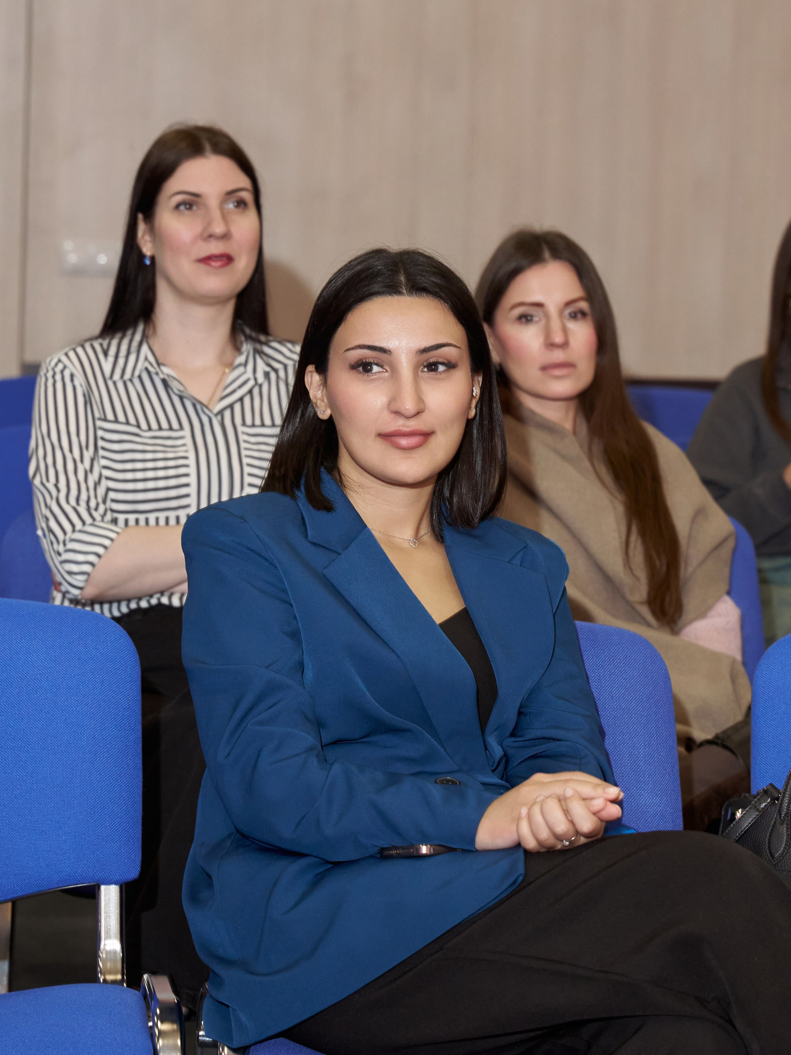 СЛУШАТЕЛИ. PRO-AGELESS