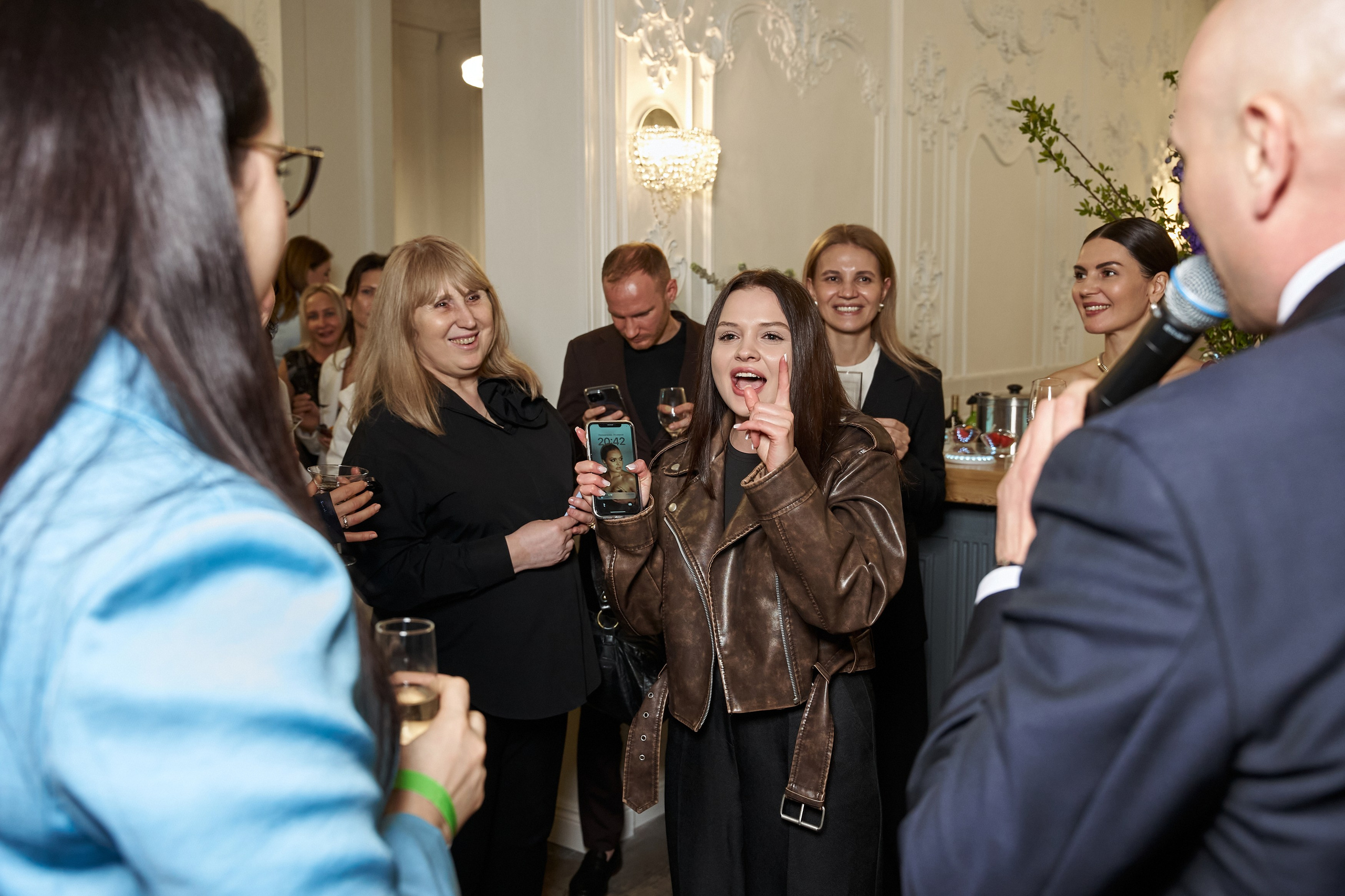 ГАЛА УЖИН. PRO-AGELESS