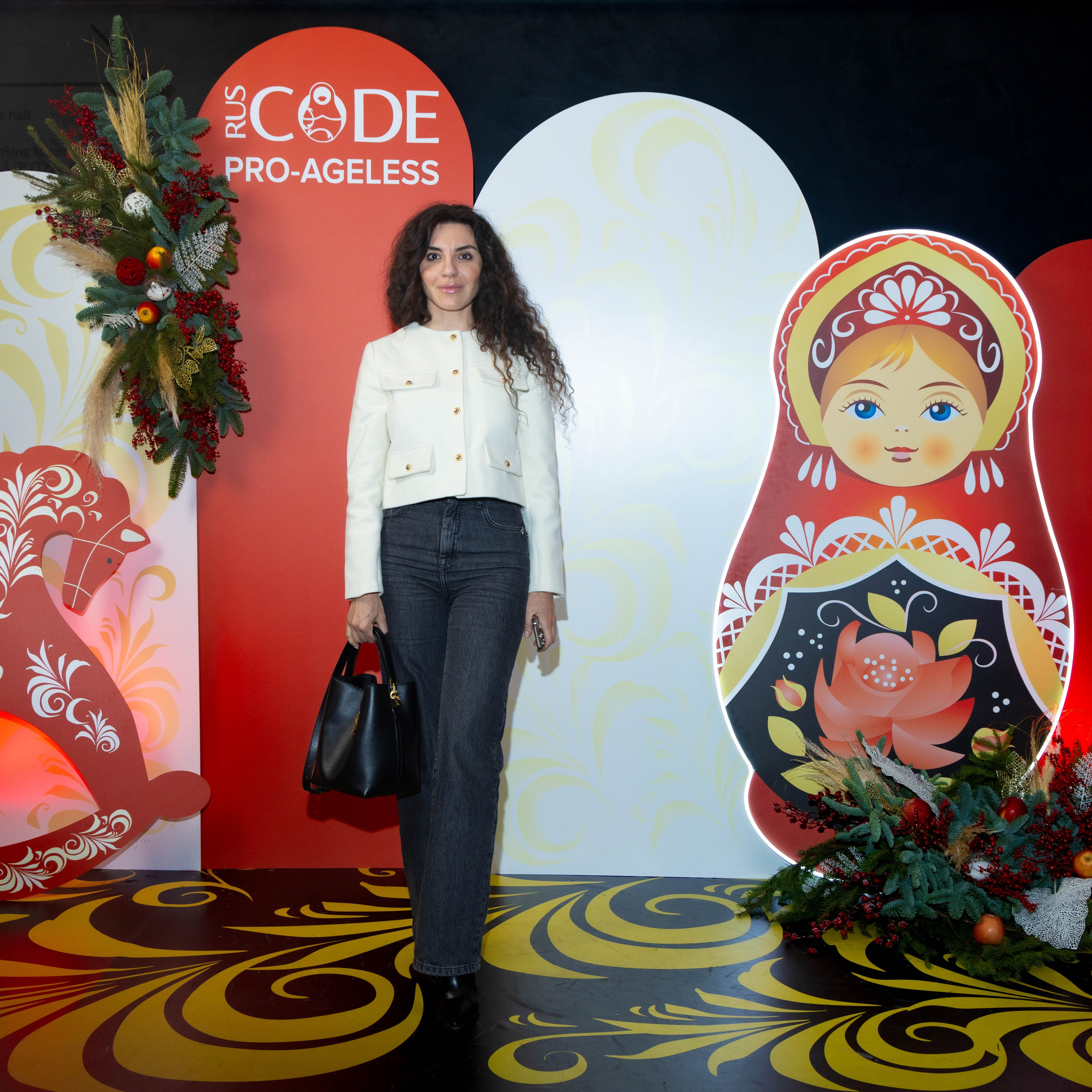 ФОТОЗОНА МАТРЕШКА. PRO-AGELESS