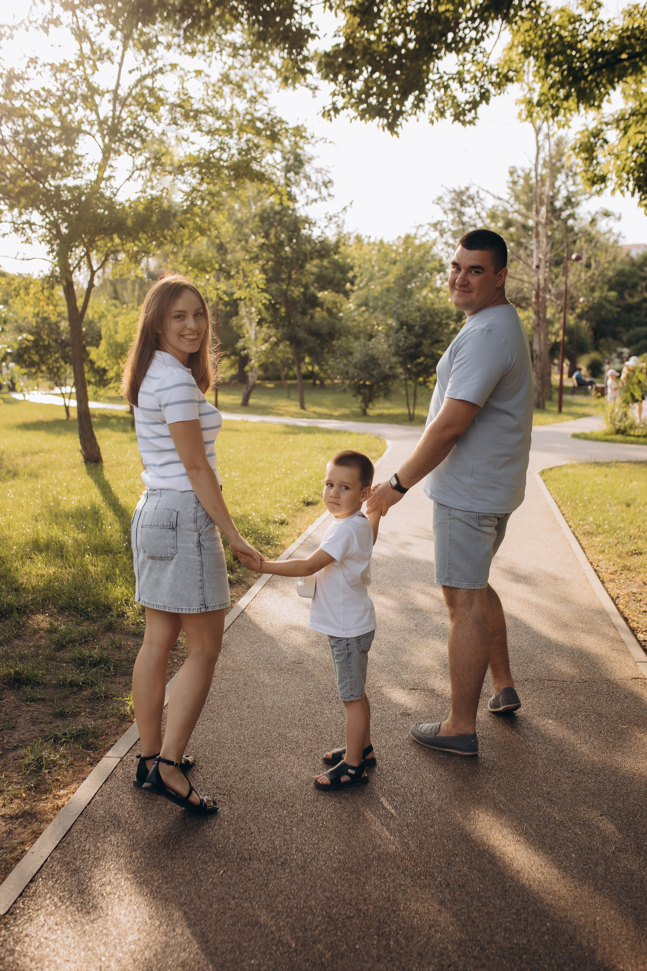 Прогулка в парке. Свадебный и семейный фотограф в Белгороде Евгения Курочкина