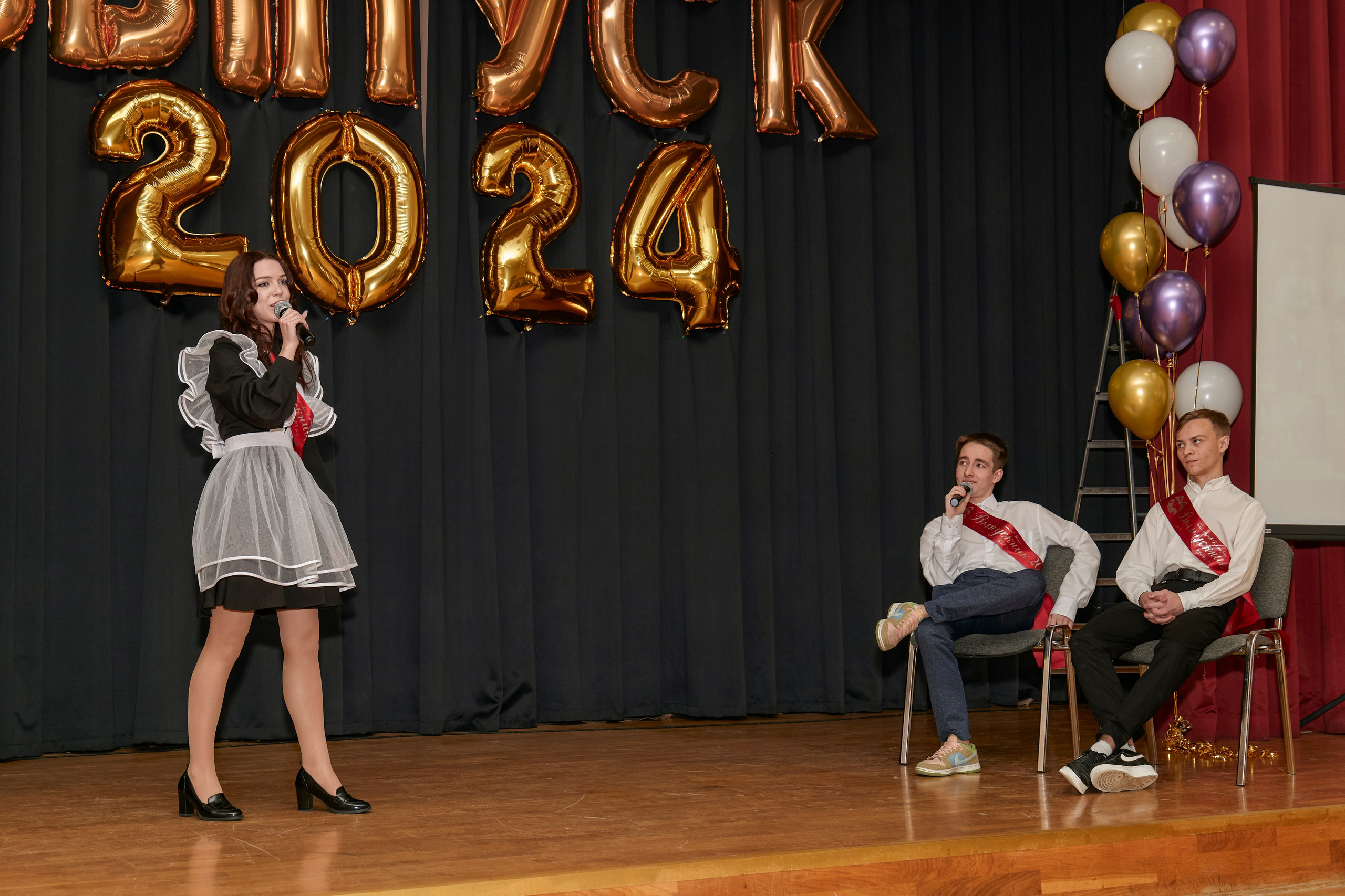 Последний звонок школа 1413. Детский и семейный фотограф г. Москва Оксана Катаджи