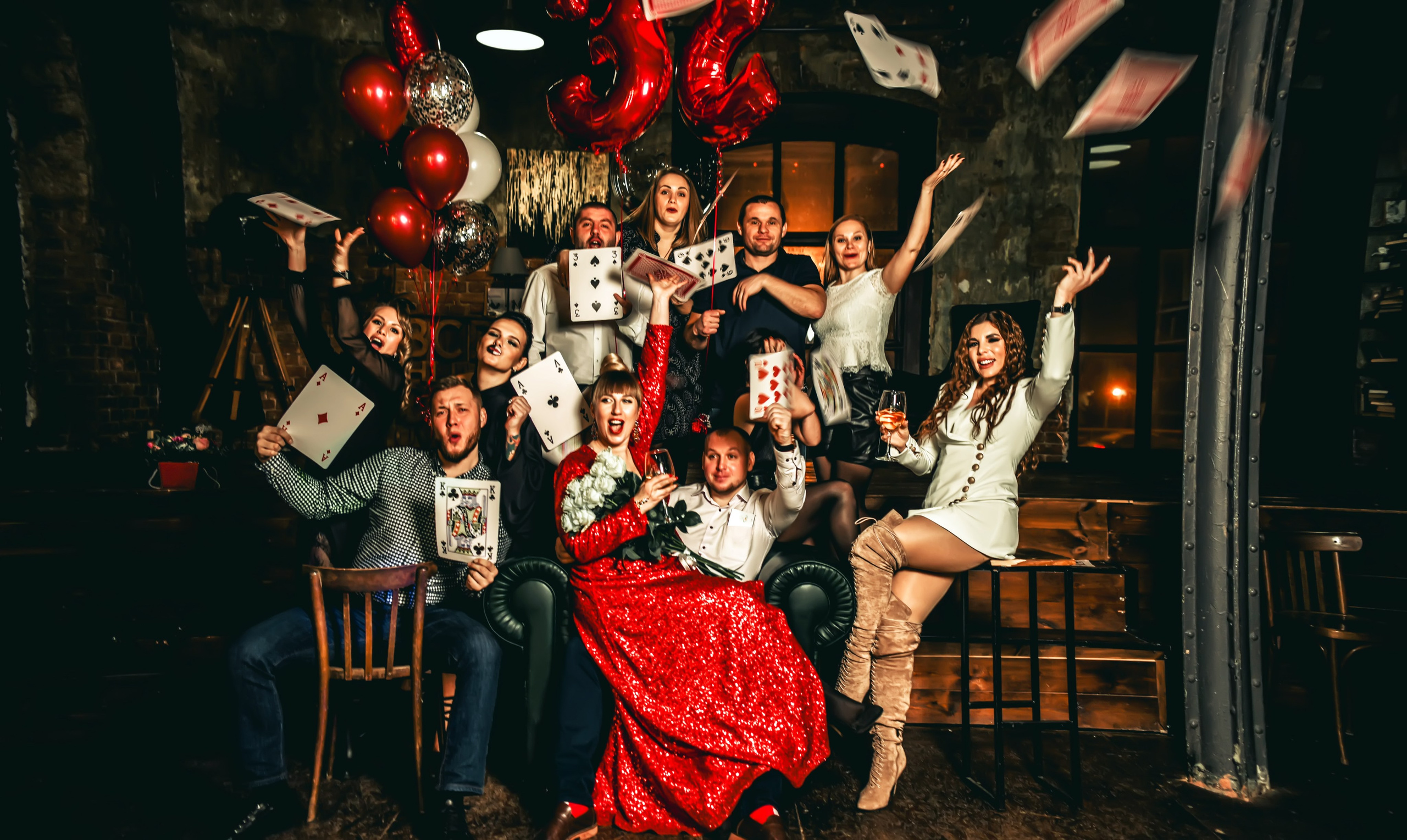 Тематическая вечеринка на юбилей 35 лет. Свадебный, семейный, детский, контент фотограф в Омске Максим Ильин