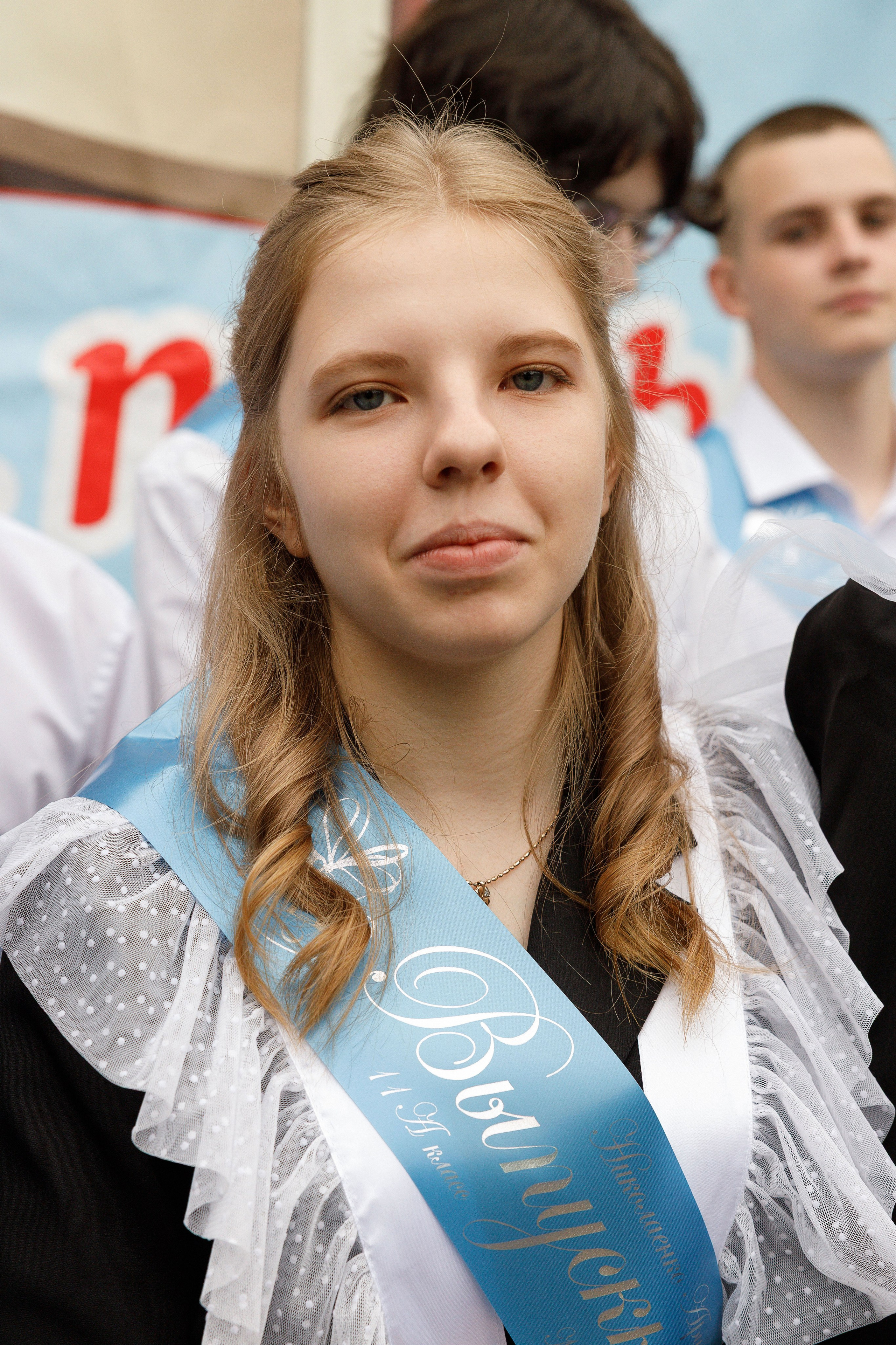Последний звонок Гимназия Артем. Photoalbum-vl.ru