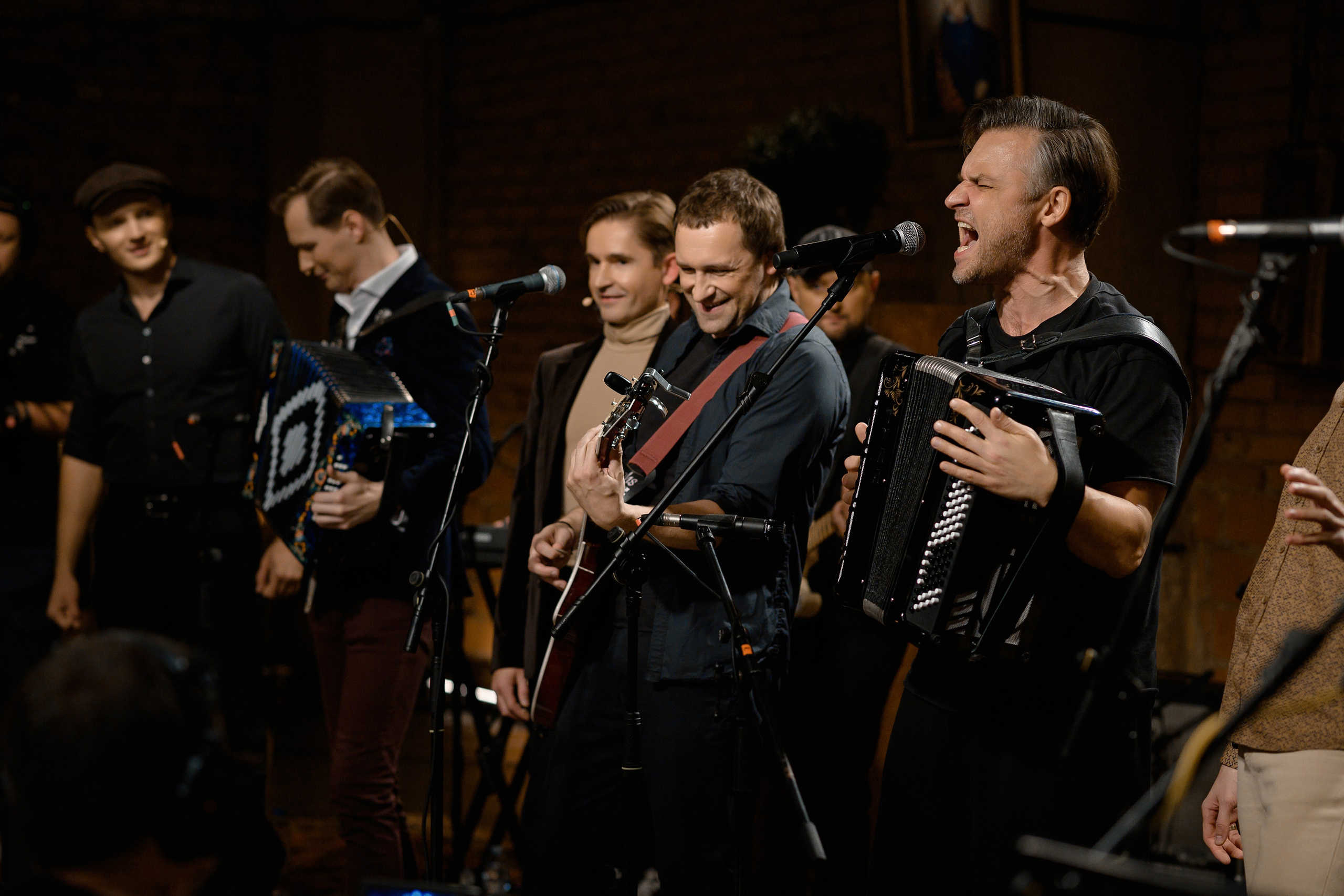 КВАРТИРНИК У МАРГУЛИСА. РЕПОРТАЖНЫЙ И БИЗНЕС ФОТОГРАФ В МОСКВЕ, ЕГОР НИКОЛАЕВ