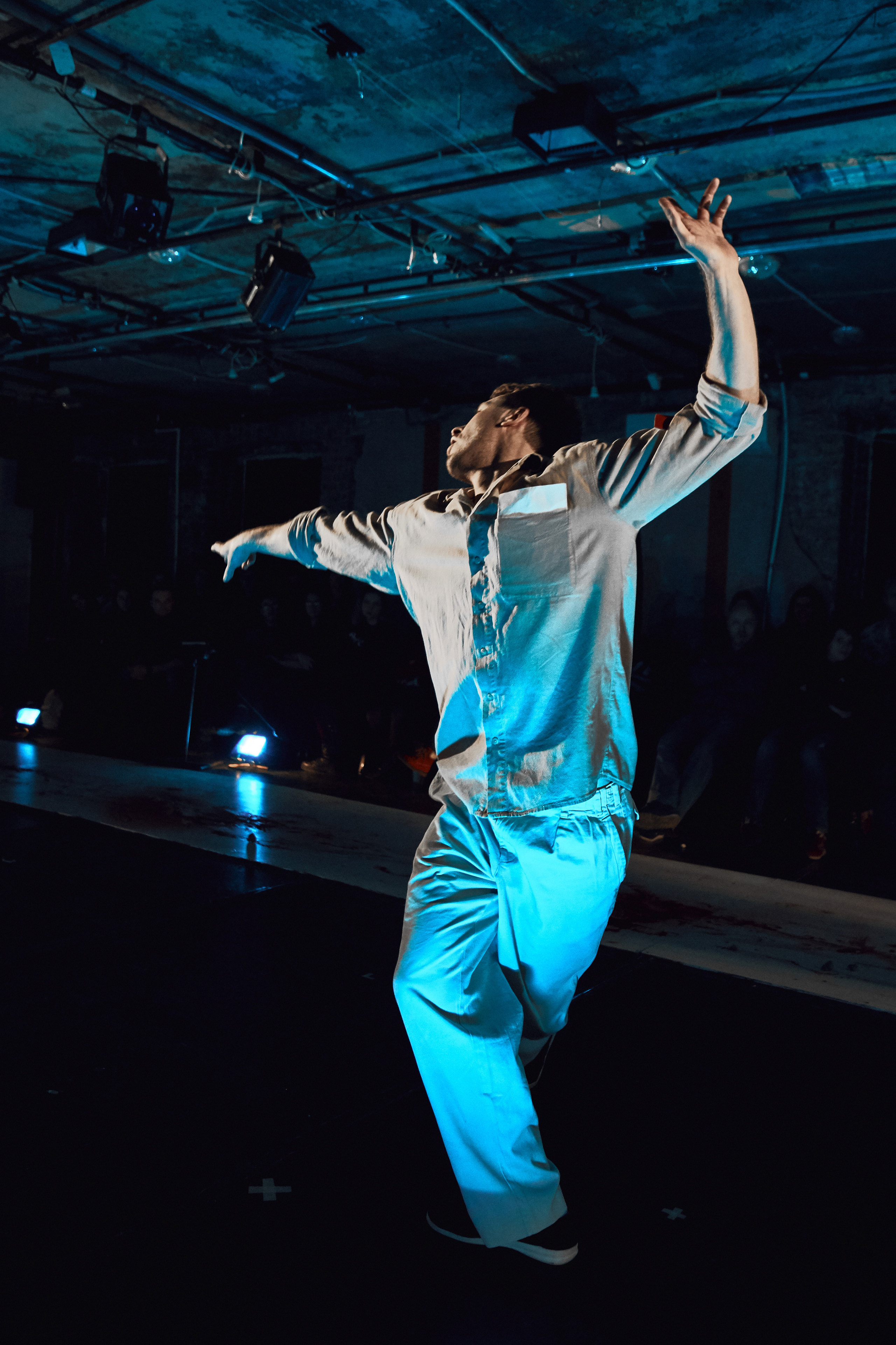 Всего лишь конец света. Фотограф Нина Антонова