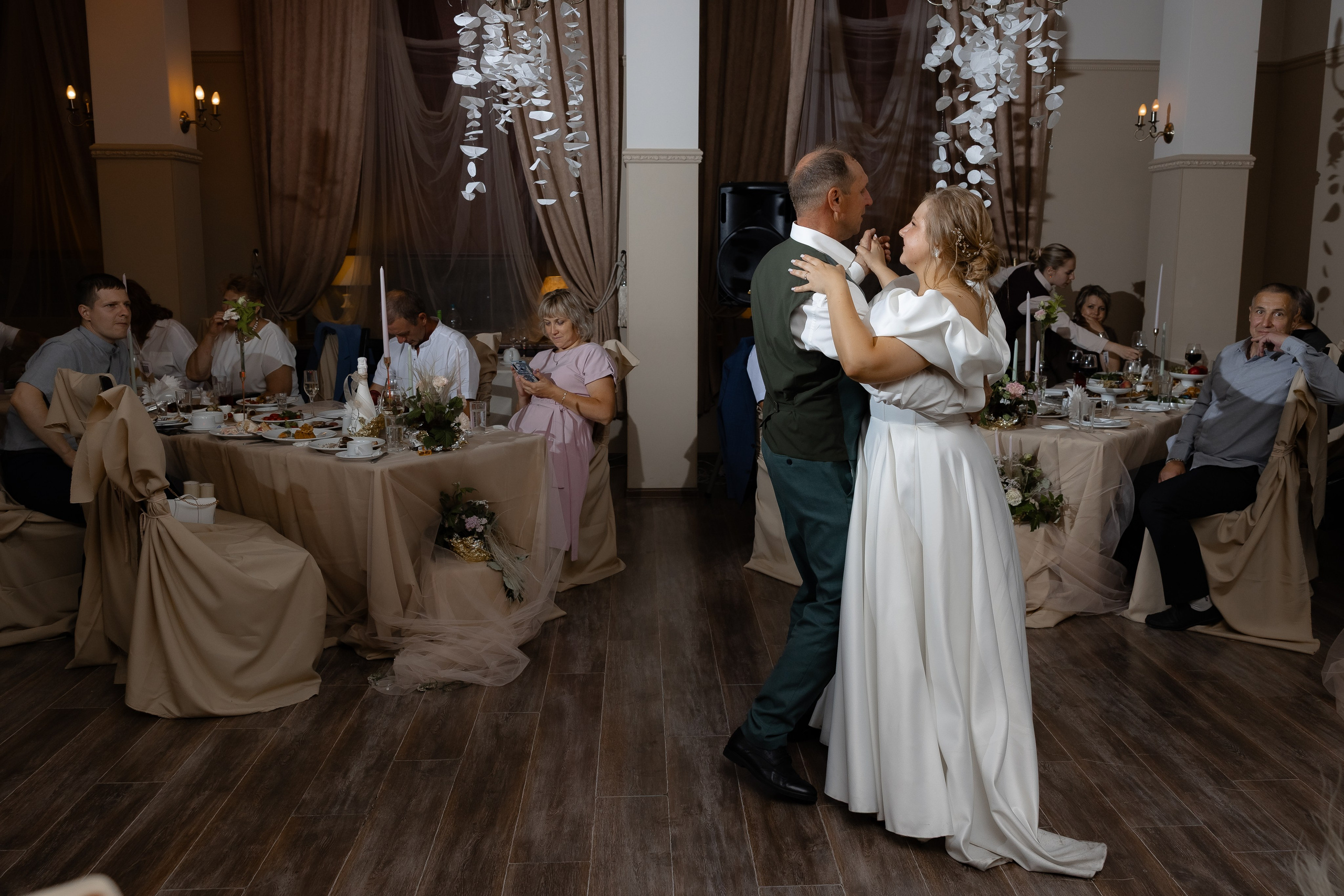 Полина и Илья. Свадебный и семейный фотограф в Челябинске. Аврамец Анна