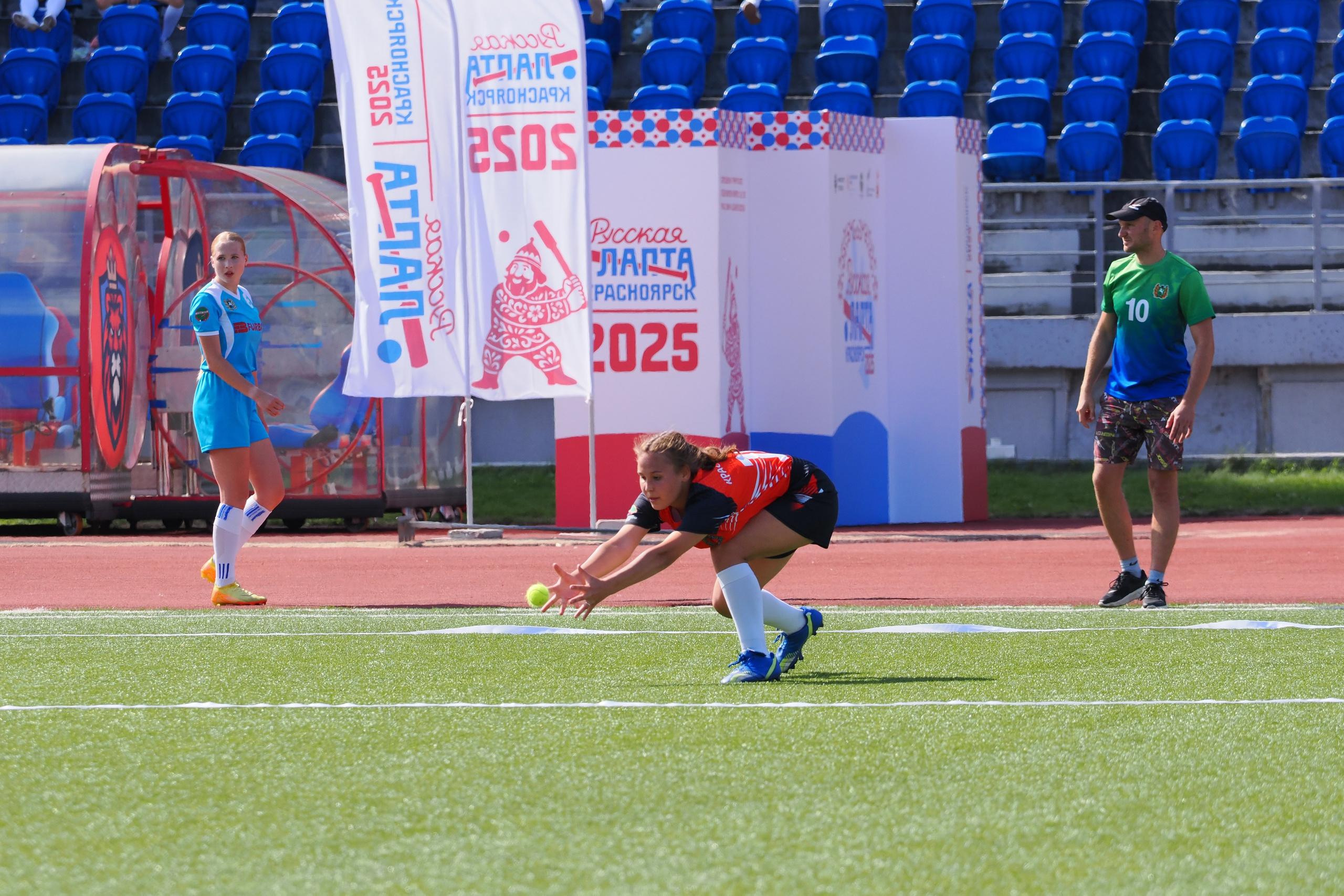 Всероссийские соревнования по русской лапте. Репортажный фотограф Алексей Козьмин