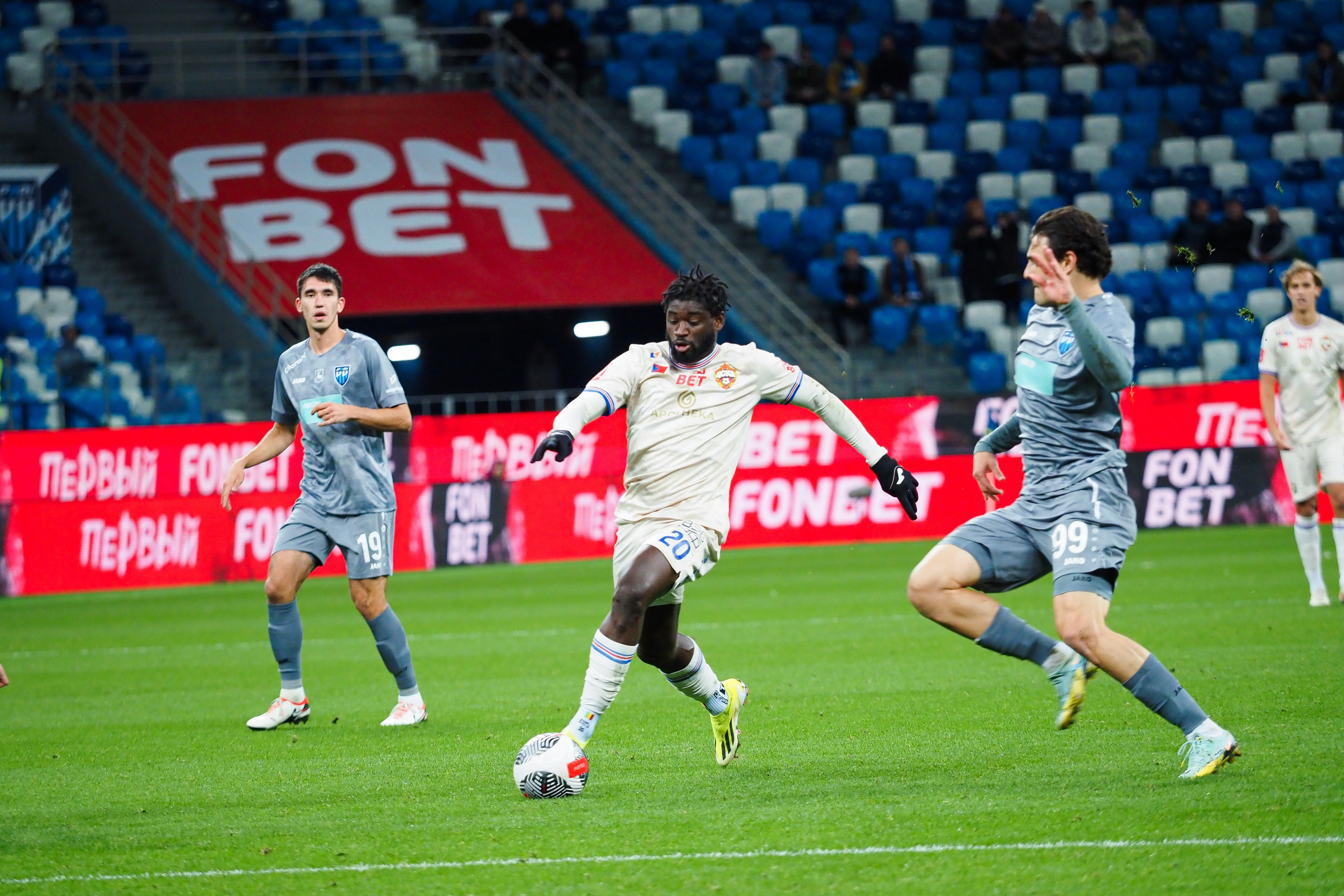 Футбол (РПЛ). Репортажный фотограф Алексей Козьмин