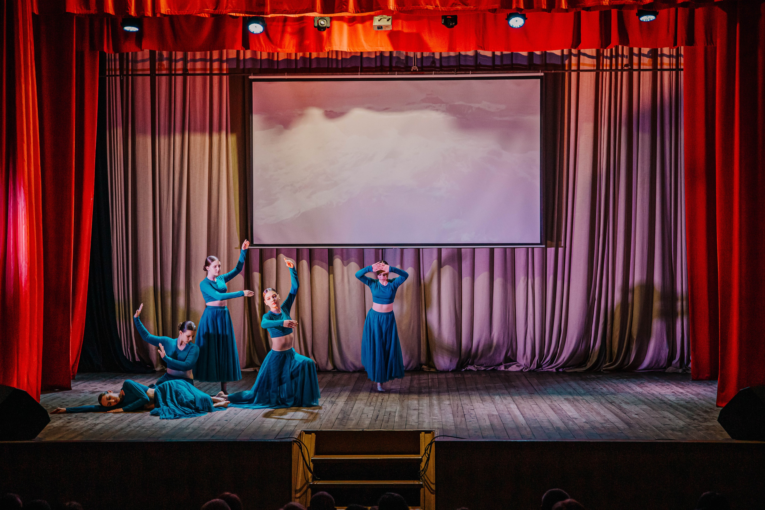 Отчетный концерт хореографического коллектива Пульс!. Фотограф Дарья Маташкова