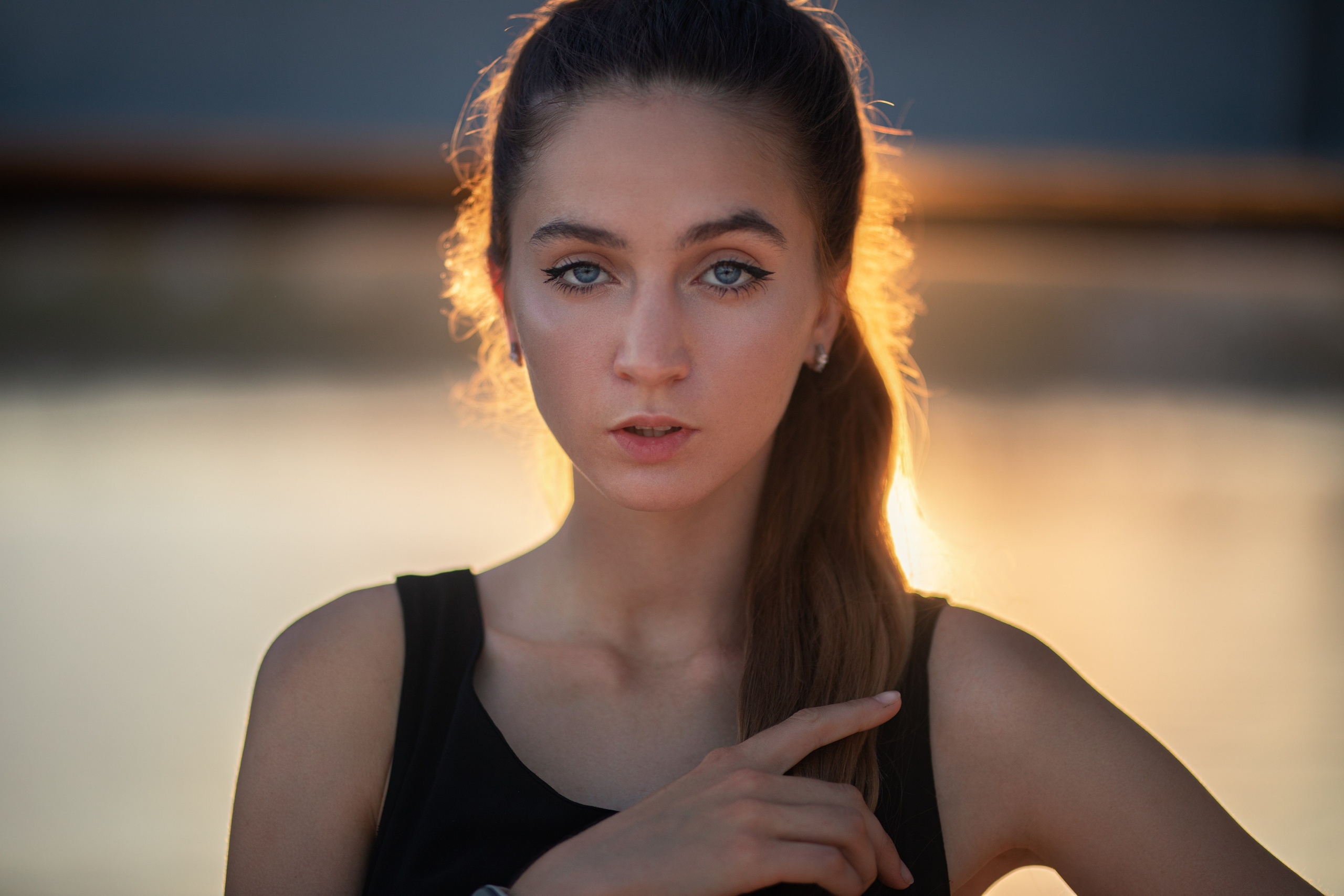 Летняя съемка с Дианой на берегу реки