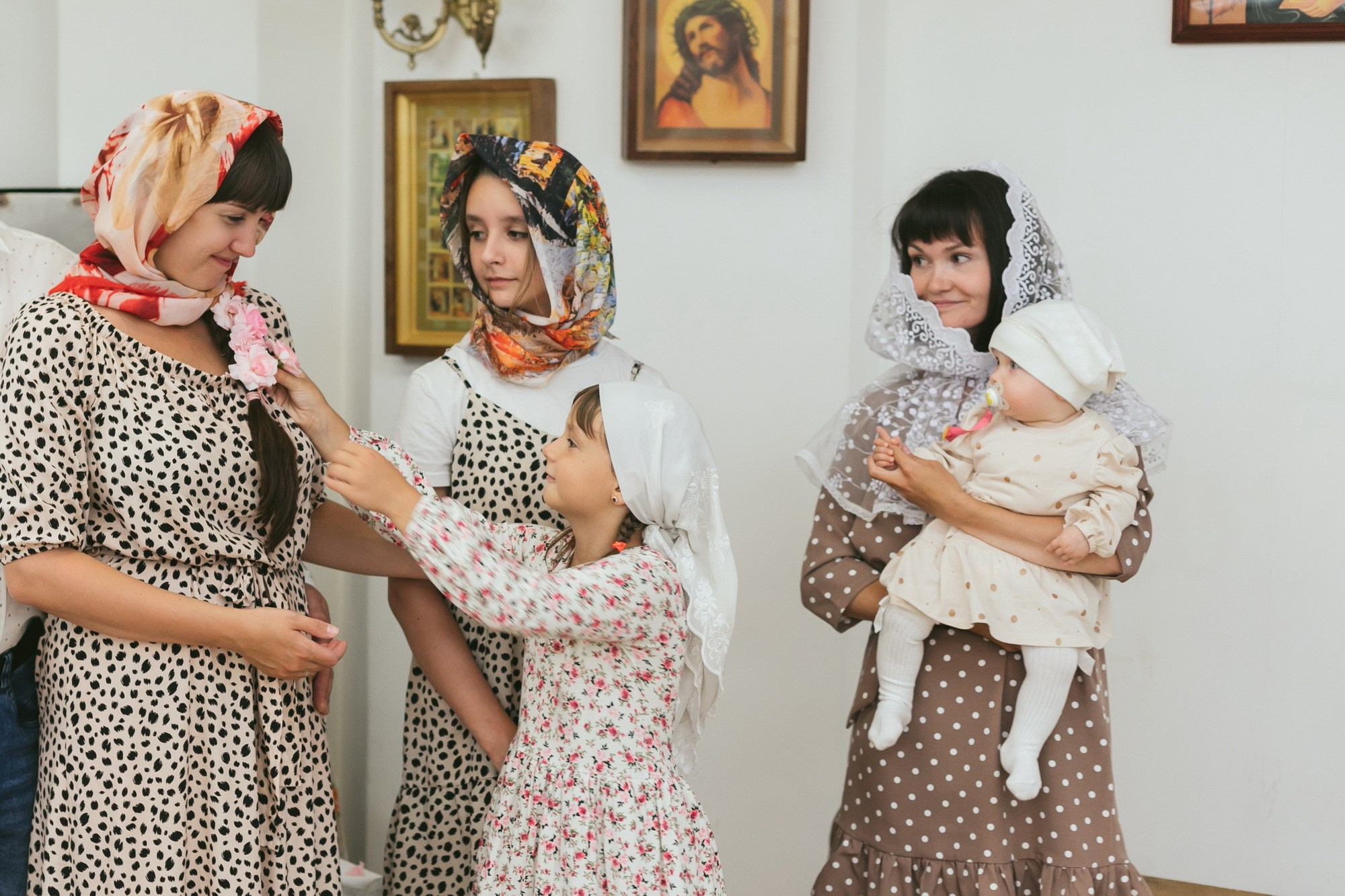 Крещение Церковь Сретения Господня СПб. Фотограф на крещение в Санкт Петербурге