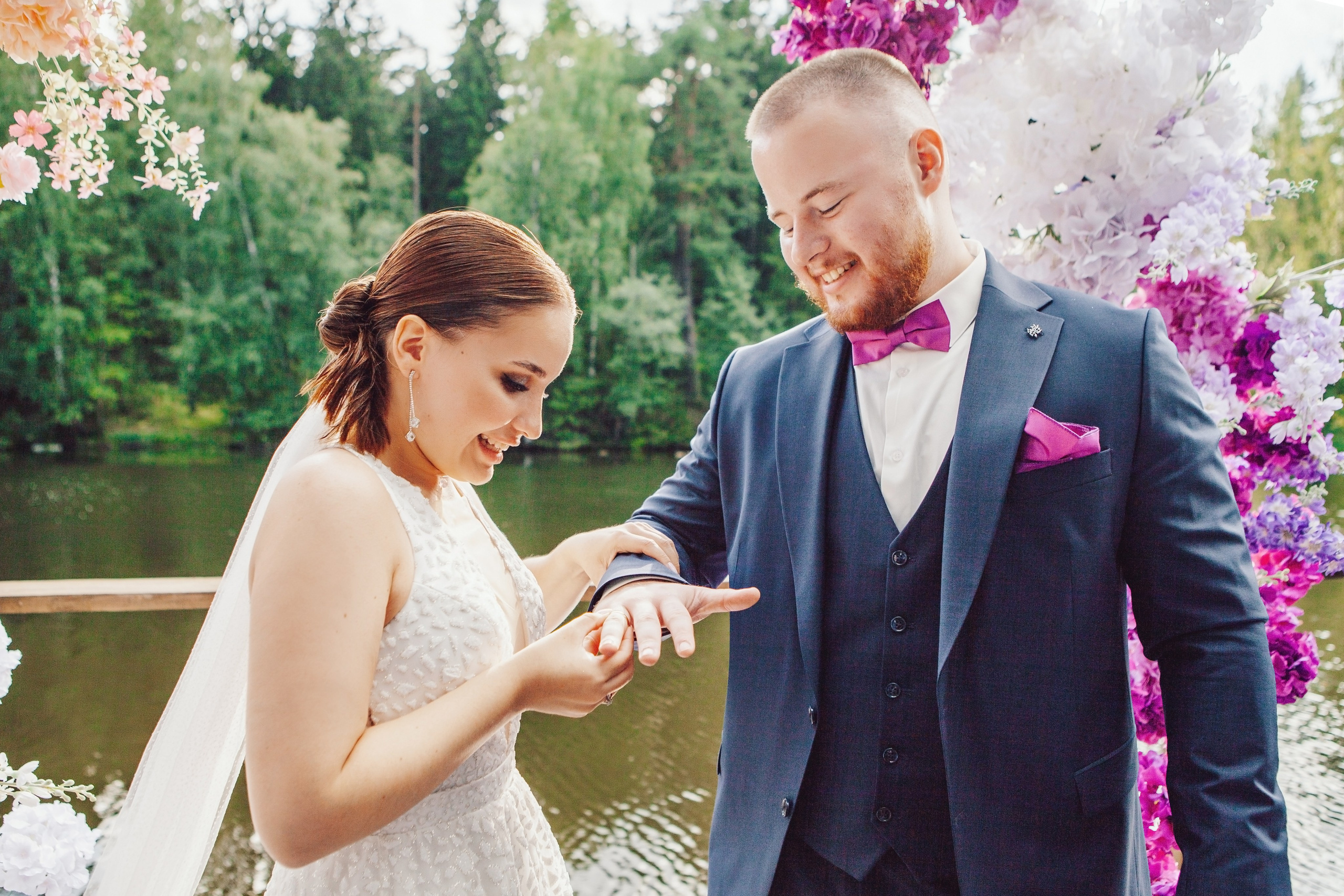 Свадебная фотосессия в отеле hartwell hotel и на патриарших прудах. Фотограф Ольга Ефремова