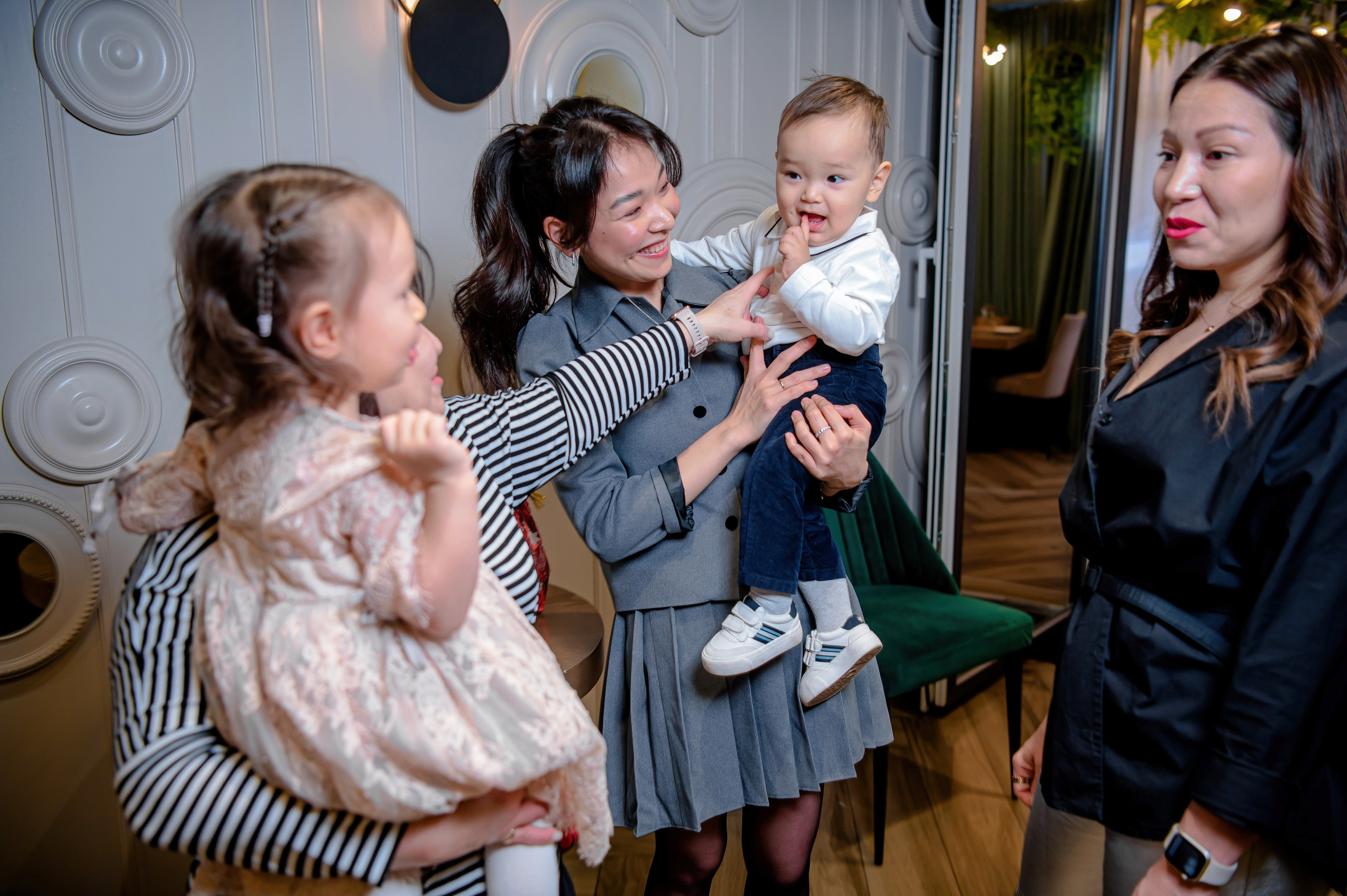 Вечеринки. Праздники. Елена Северина фотограф, Алматы: репортаж (спорт, концерты, конференции), предметная и фуд-съёмка, портреты, каталоги, фэшн, ретушь