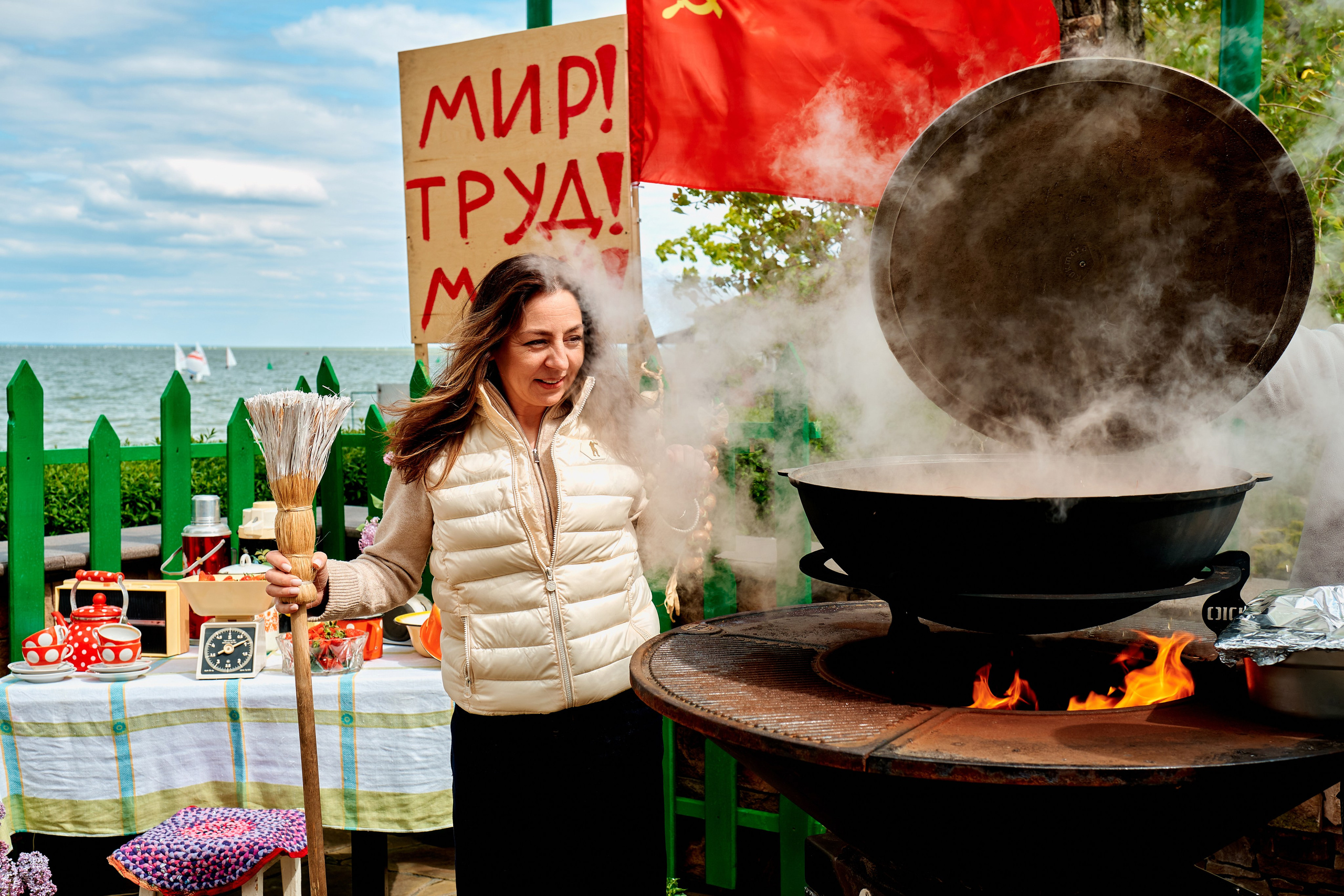 Мир. Труд. Май. Альбатрос. Фотограф Таганрог Анна Трайжон