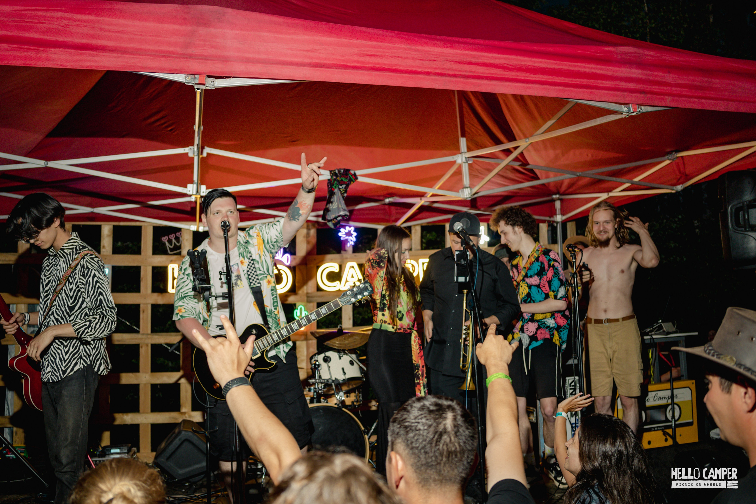Фестиваль Hello Camper 2024 открытие. Репортажный и портретный фотограф в Санктпетербурге. Видиосъемка мероприятий в Санкт-Петербурге