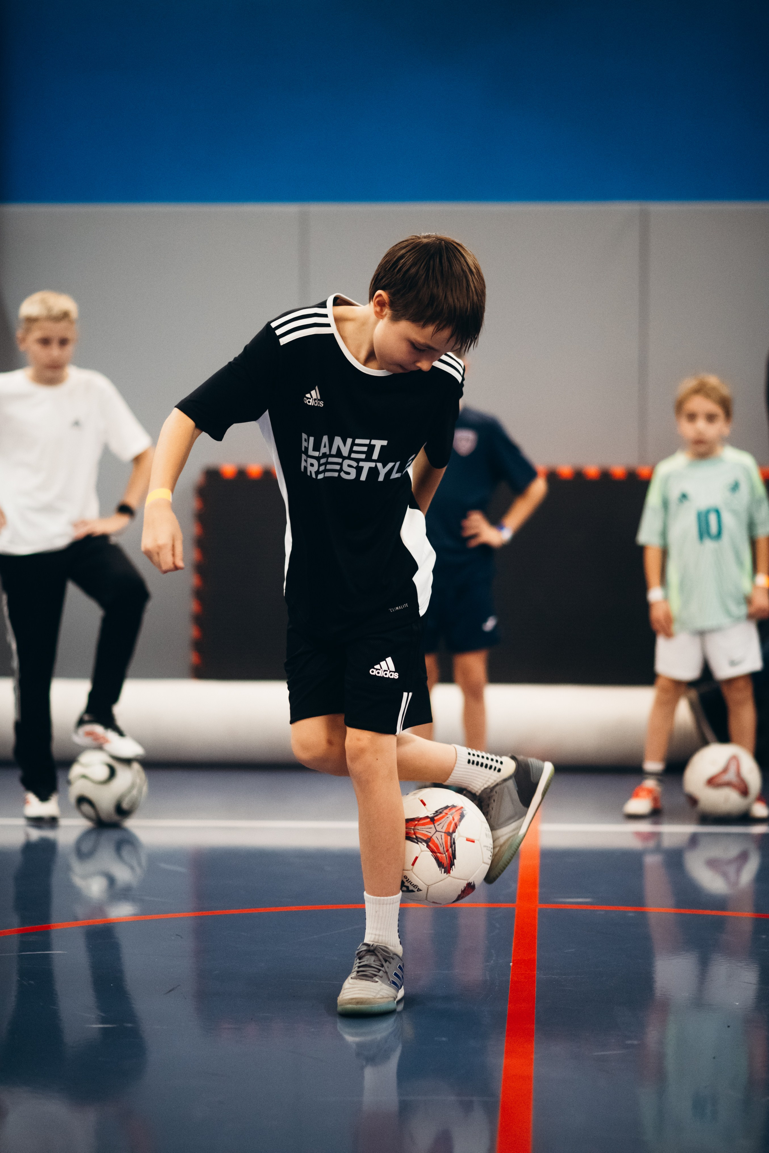 Турнир по футбольному фристайлу, панне и теннисболу