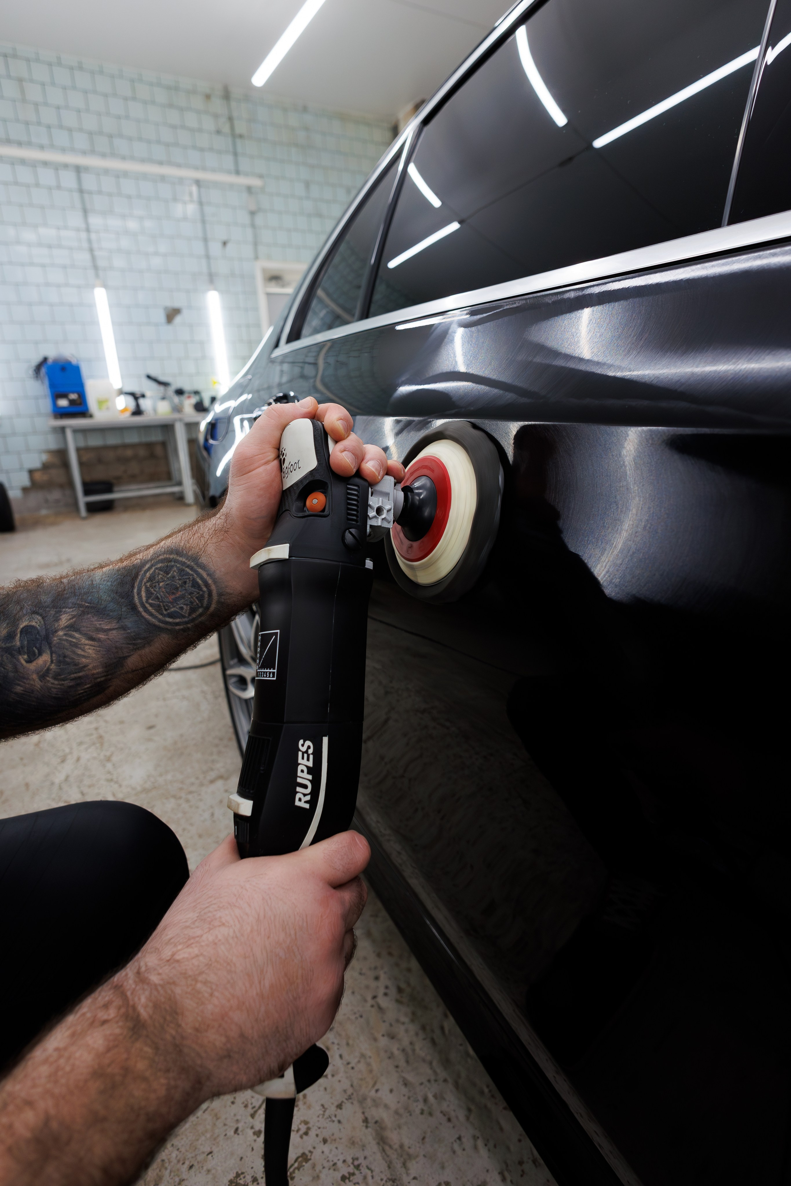 Полировка авто. Фотосъёмка для бизнеса — предметное фото, репортаж с мероприятий, портреты людей, съёмка интерьера и экстерьера