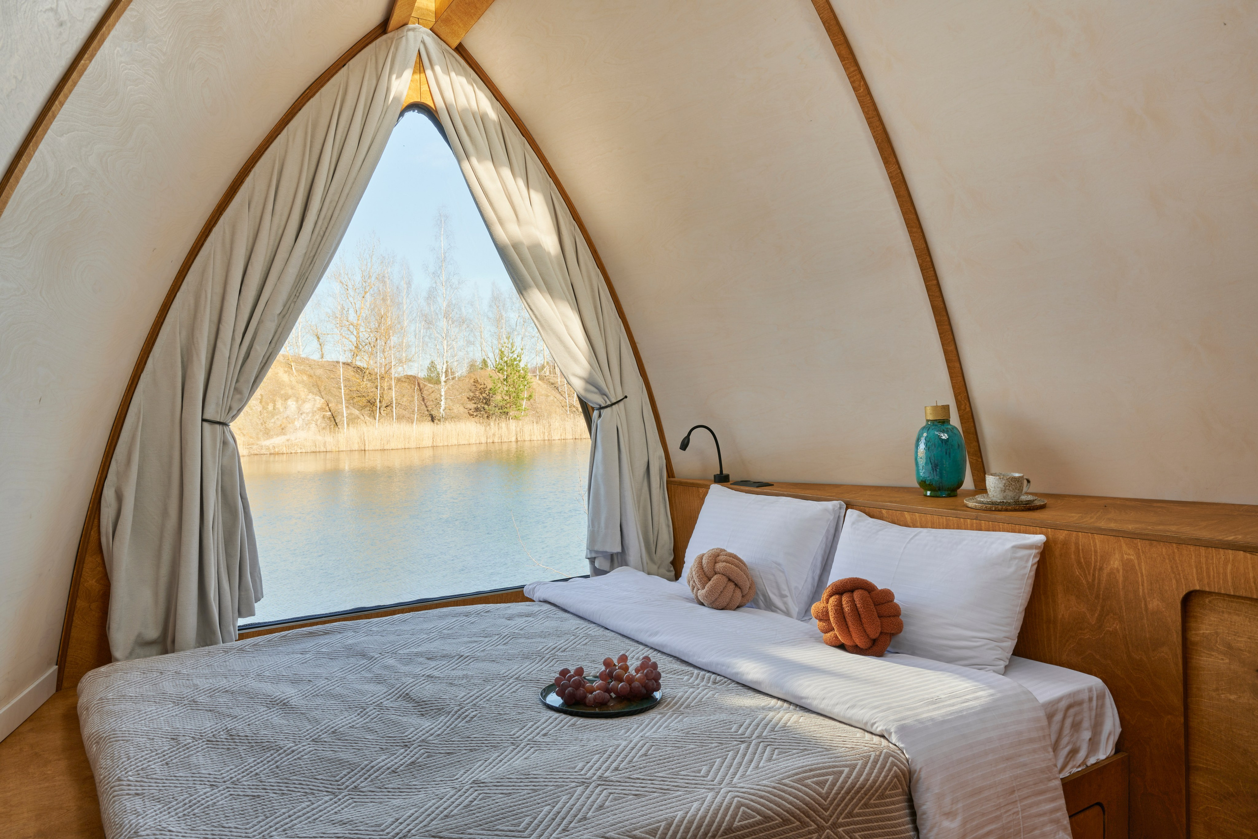 Глэмпинг «Аномалия» — фотосъёмка для сайта и бронирований | Свободный Продакшн. Интерьерный и архитектурный фотограф Москва и МО. Свободный Роман