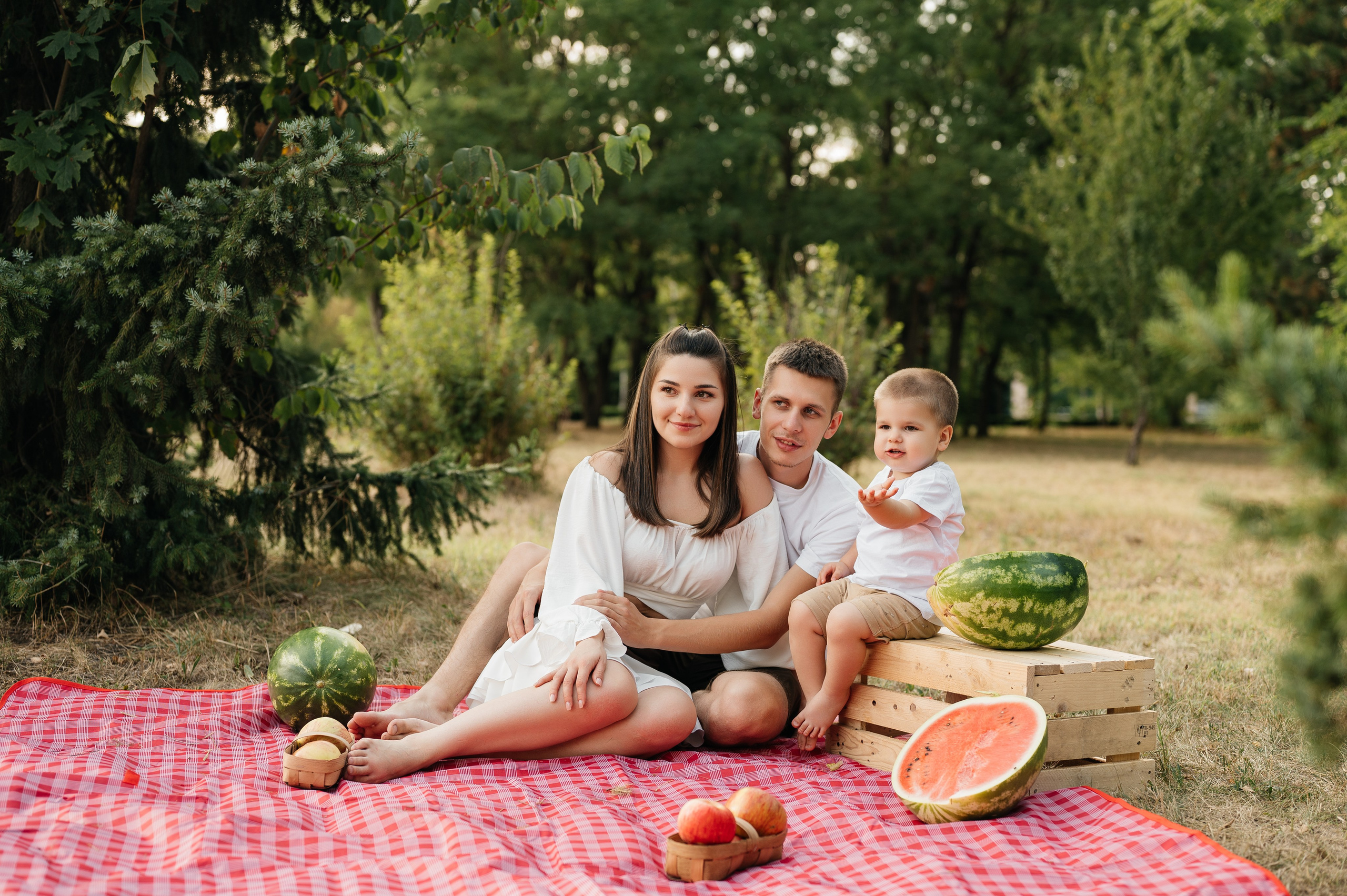 Летняя семейная фотосессия в парке. Свадебный и семейный фотограф в Краснодаре Алина Мельник