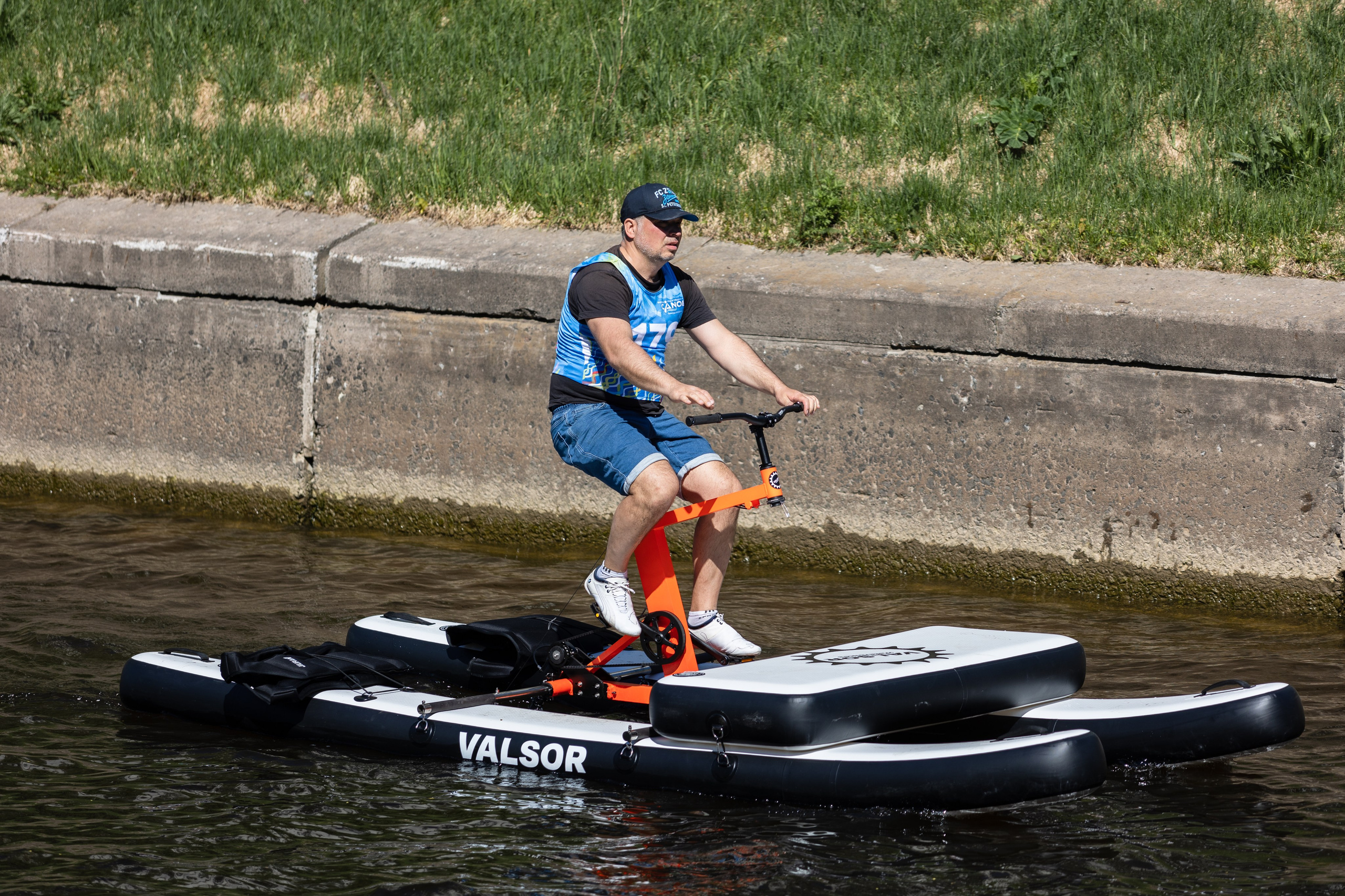 Открытие гребного сезона на р. Карповка. Фотограф в Санкт-Петербурге