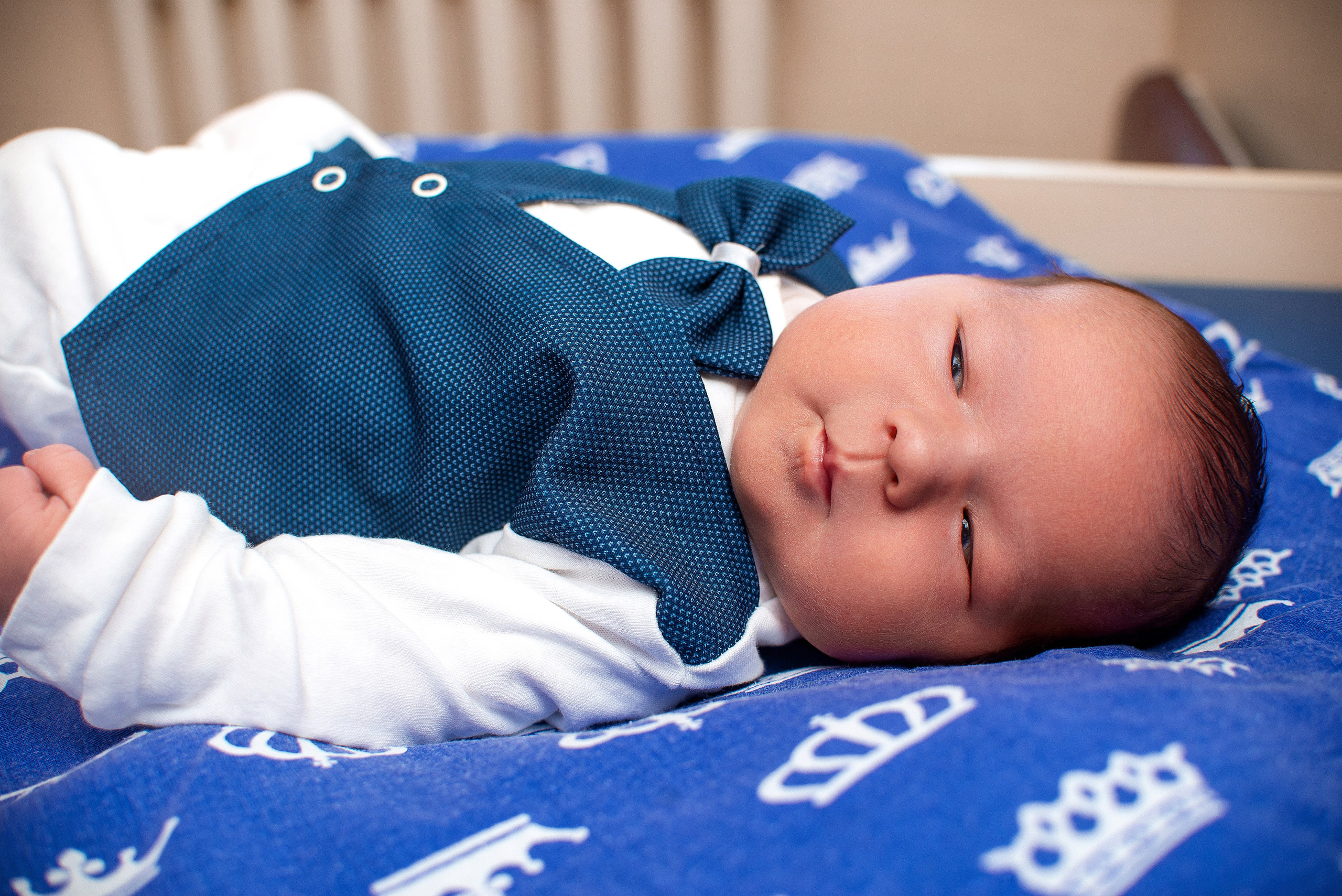 Выписка Светланы МиД. Семейный фотограф на выписку из роддома и крещение Минск Настя Гришук