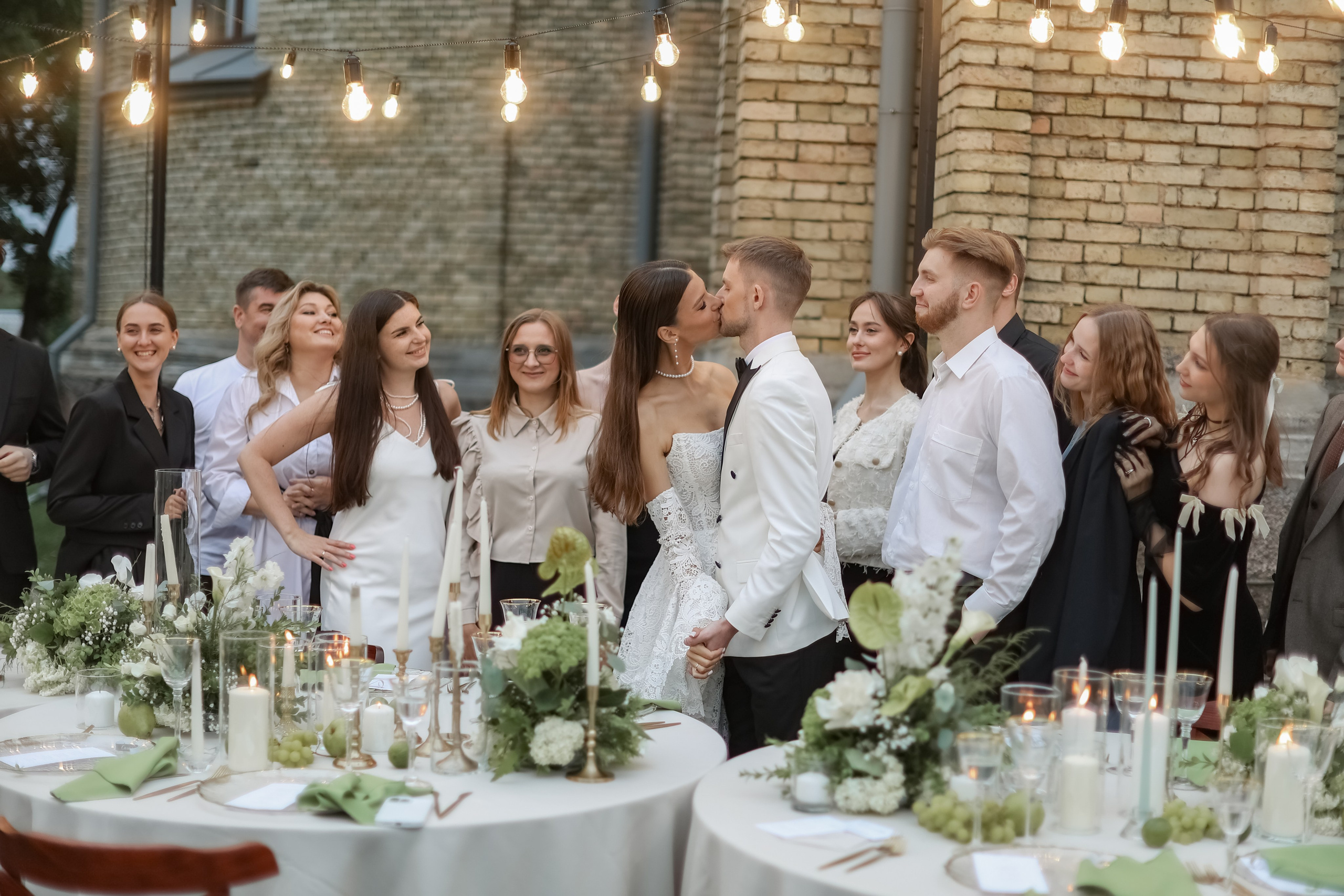 Кирилл и Виктория. Свадебные фотограф и видеограф в Минске Голдосовы Марина и Вадим