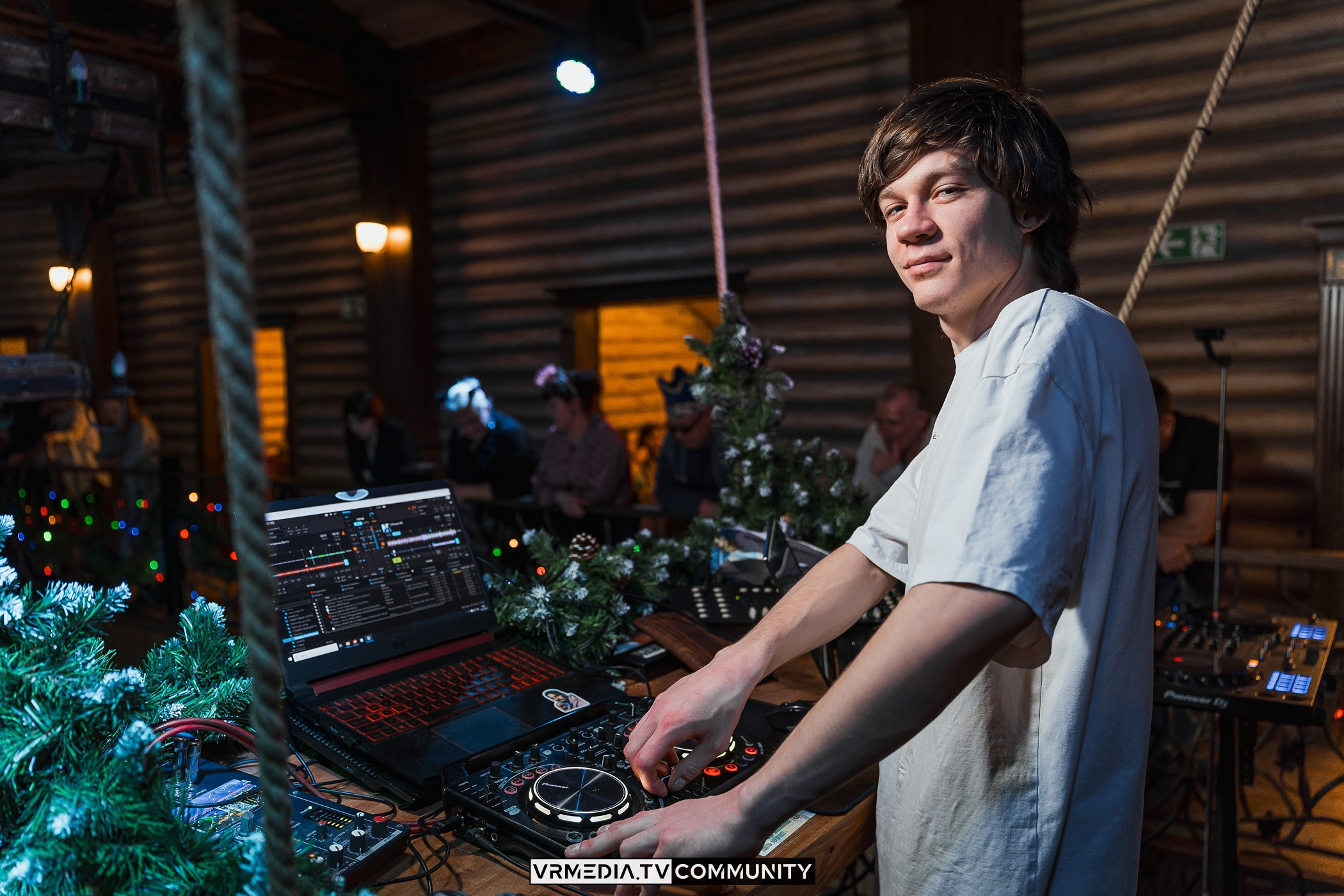 Новогодний вечер у «Петровича»