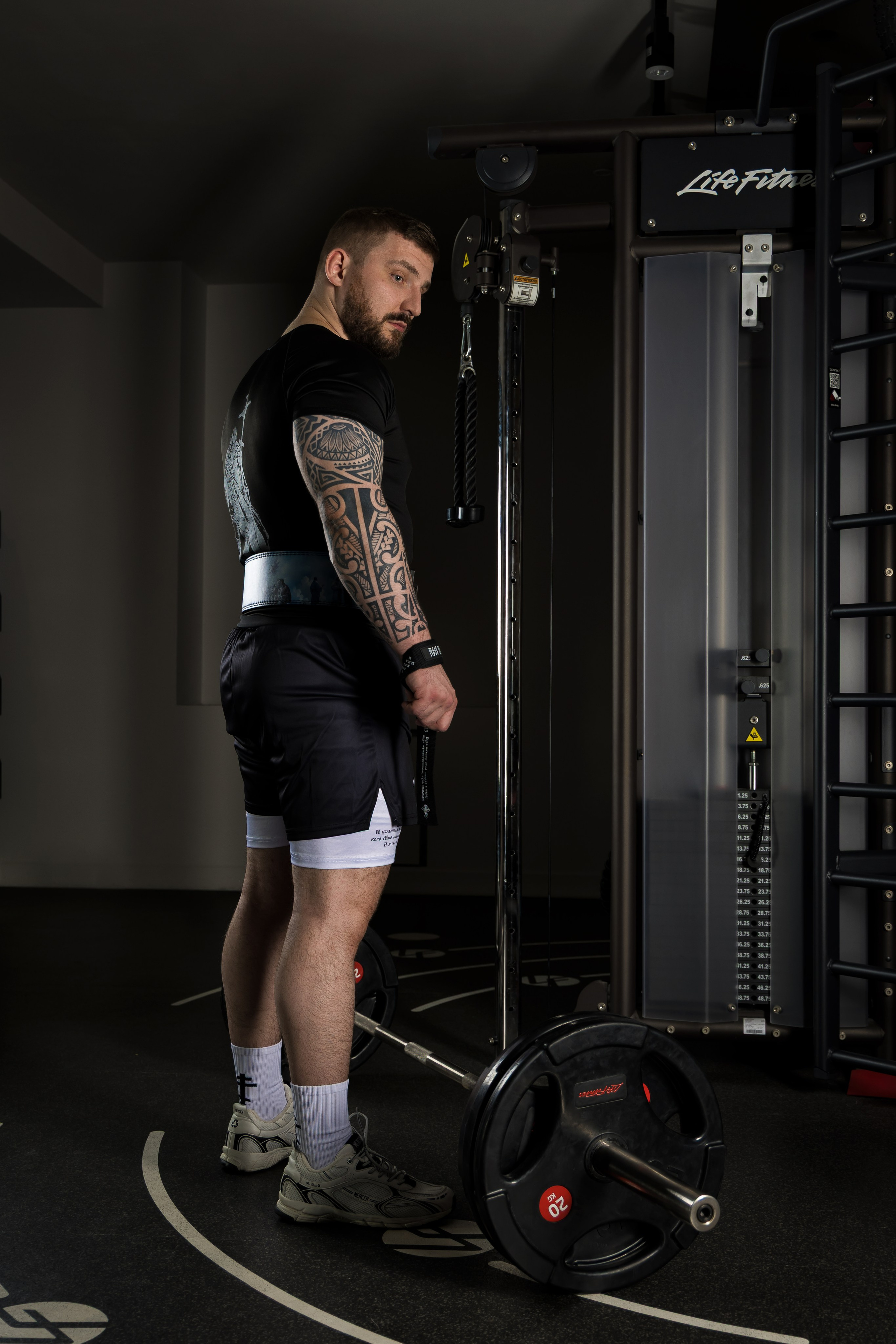 Спортивный инвентарь. Photomantis