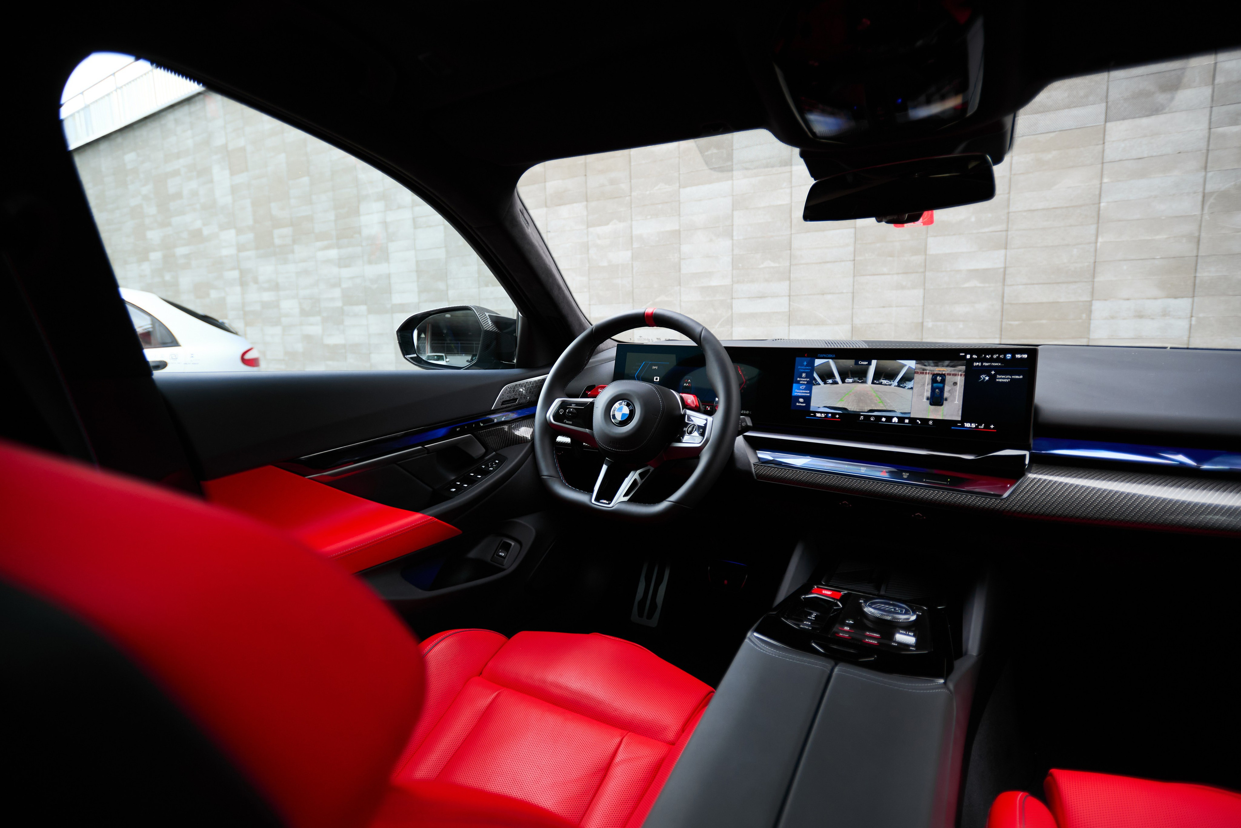 BMW M5 2025. Автомобильный и интерьерный фотограф в Минске Александр Тагаев