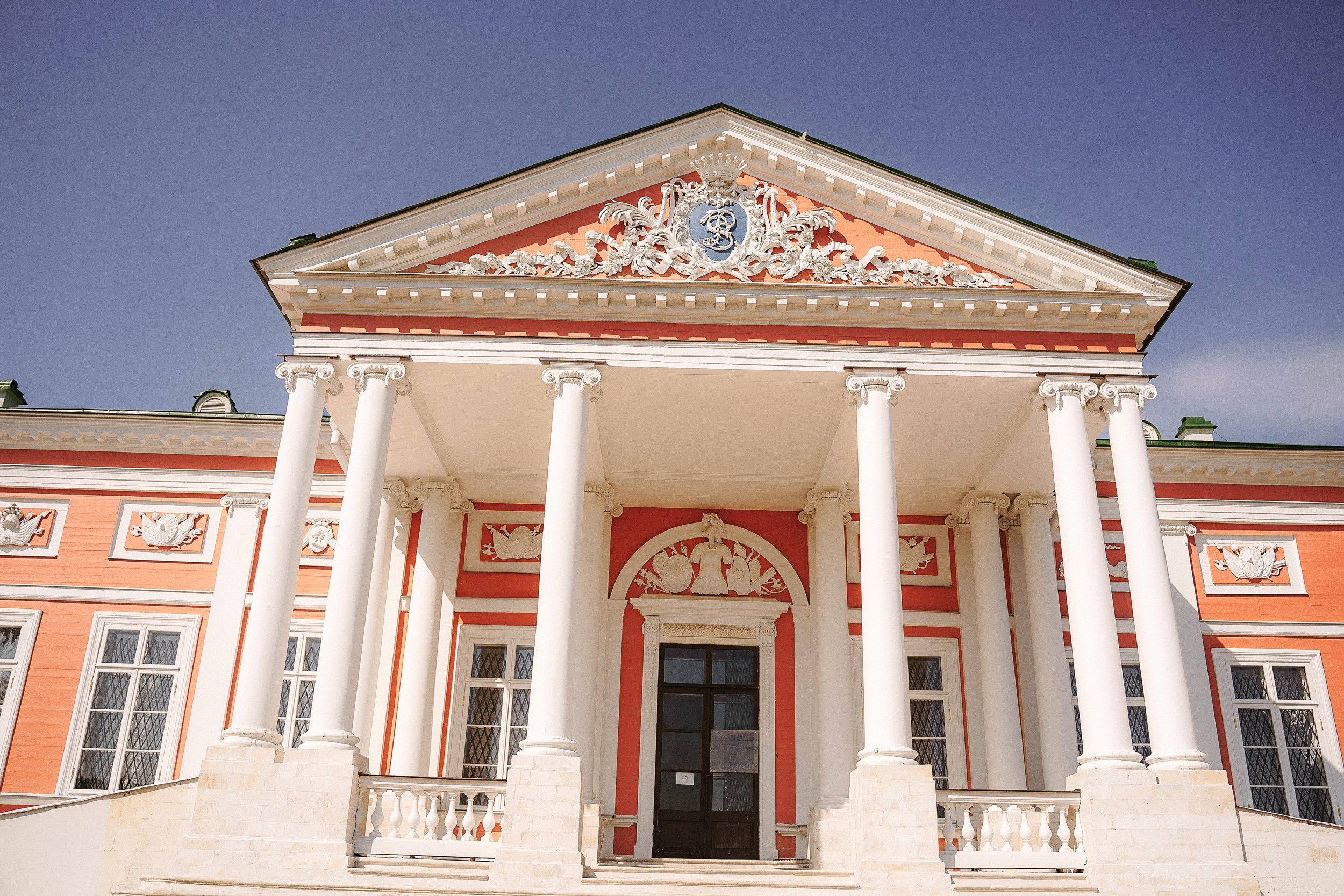 Свадебная фотосессия в усадьбе Кусково (свадьба в усадьбе Кусково)