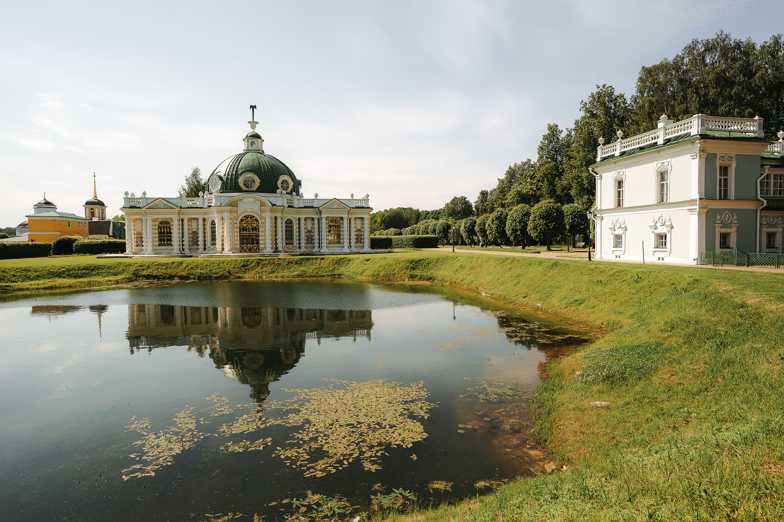 Свадебная фотосессия в усадьбе Кусково (свадьба в усадьбе Кусково)