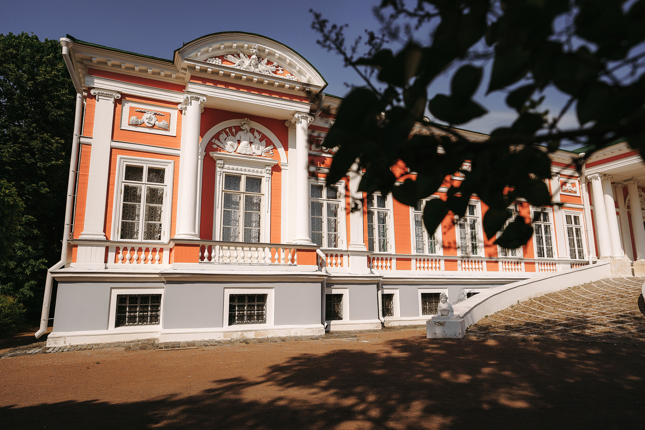 Свадебная фотосессия в усадьбе Кусково (свадьба в усадьбе Кусково)
