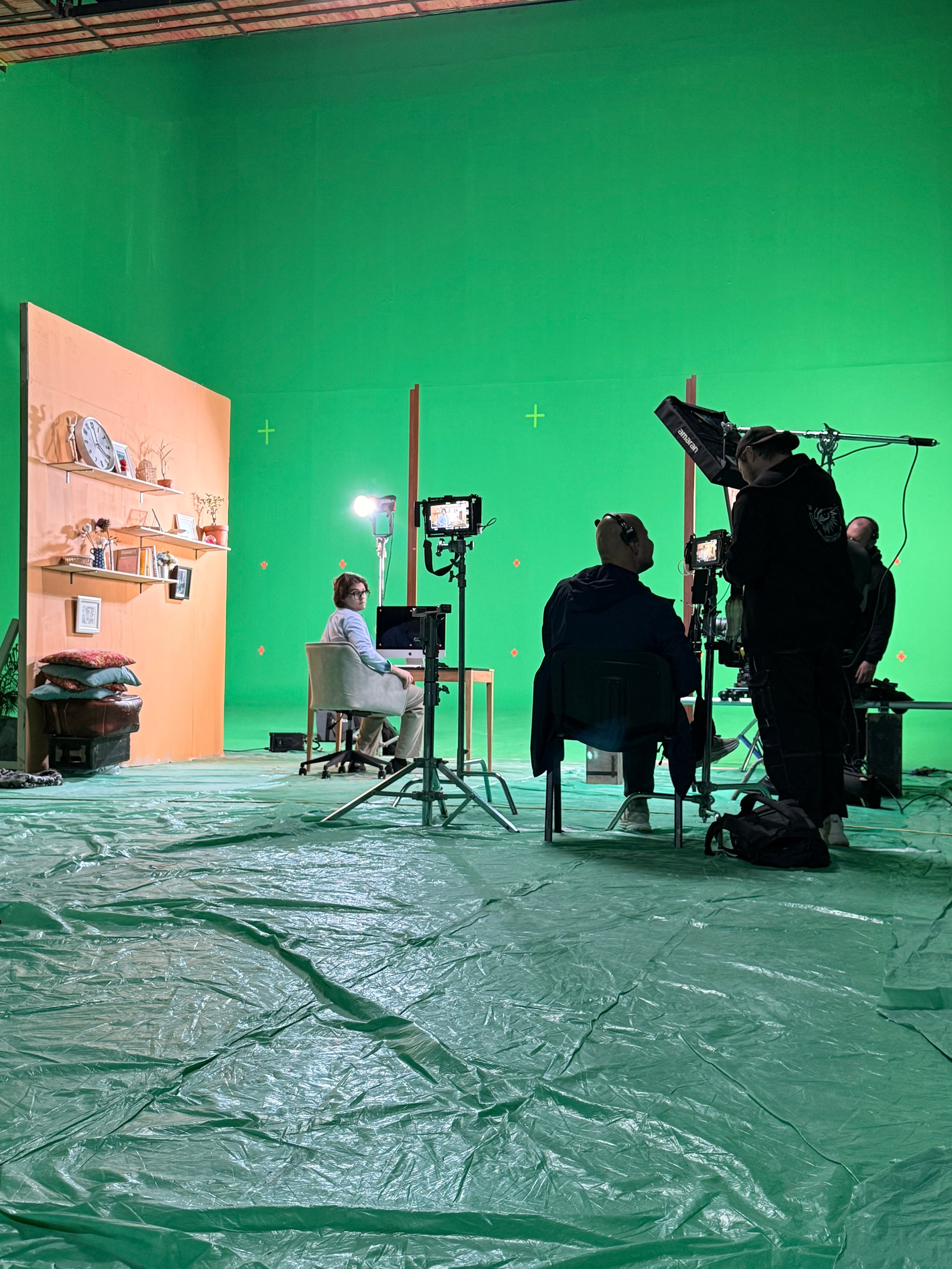 BACKSTAGE GALLERY. «MAK FLAME»