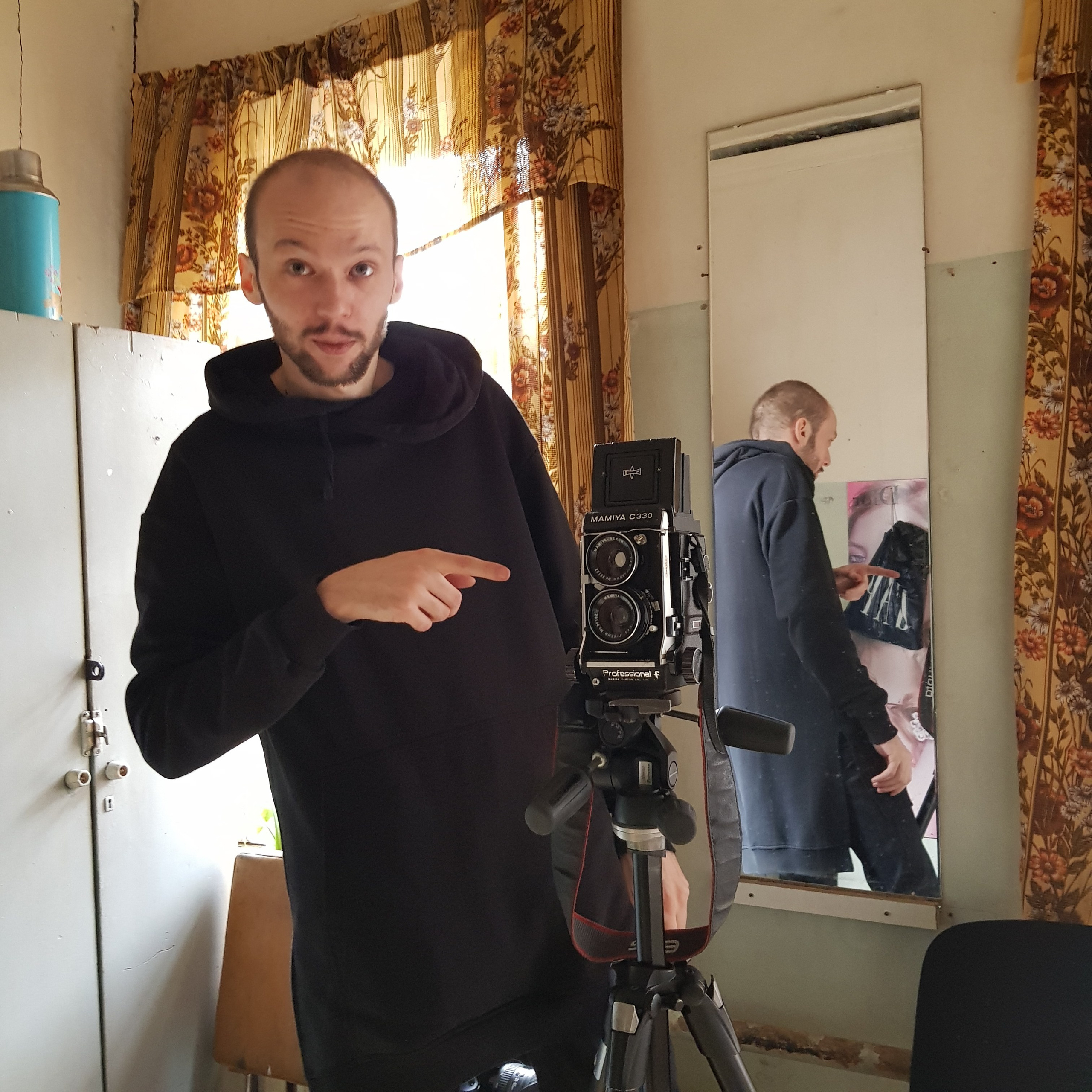 ЖЕК. Фотограф в Москве Максим Быков