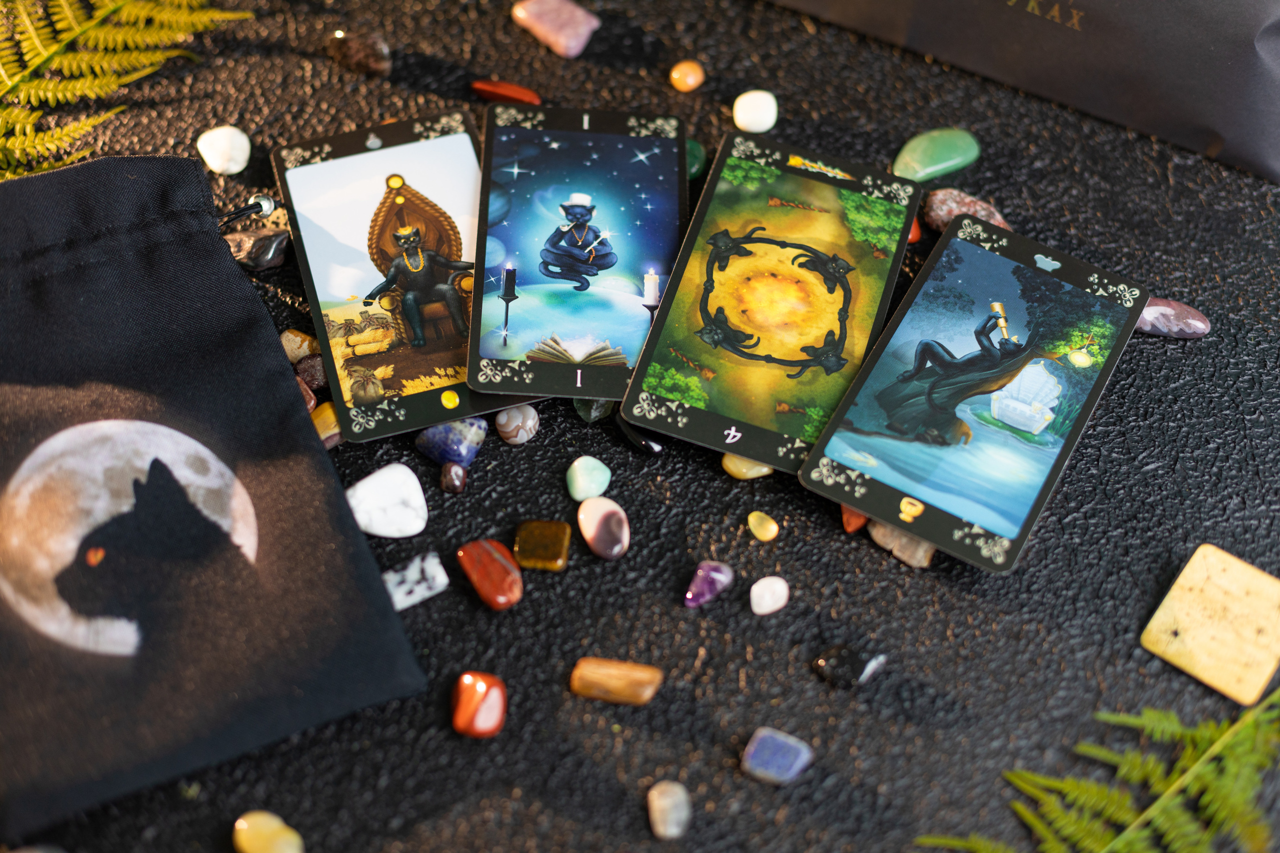 Предметная контентная съемка для нумеролога и специалиста по таро. Фотограф в Костроме, Ярославле, Москве Светлана Заведеева