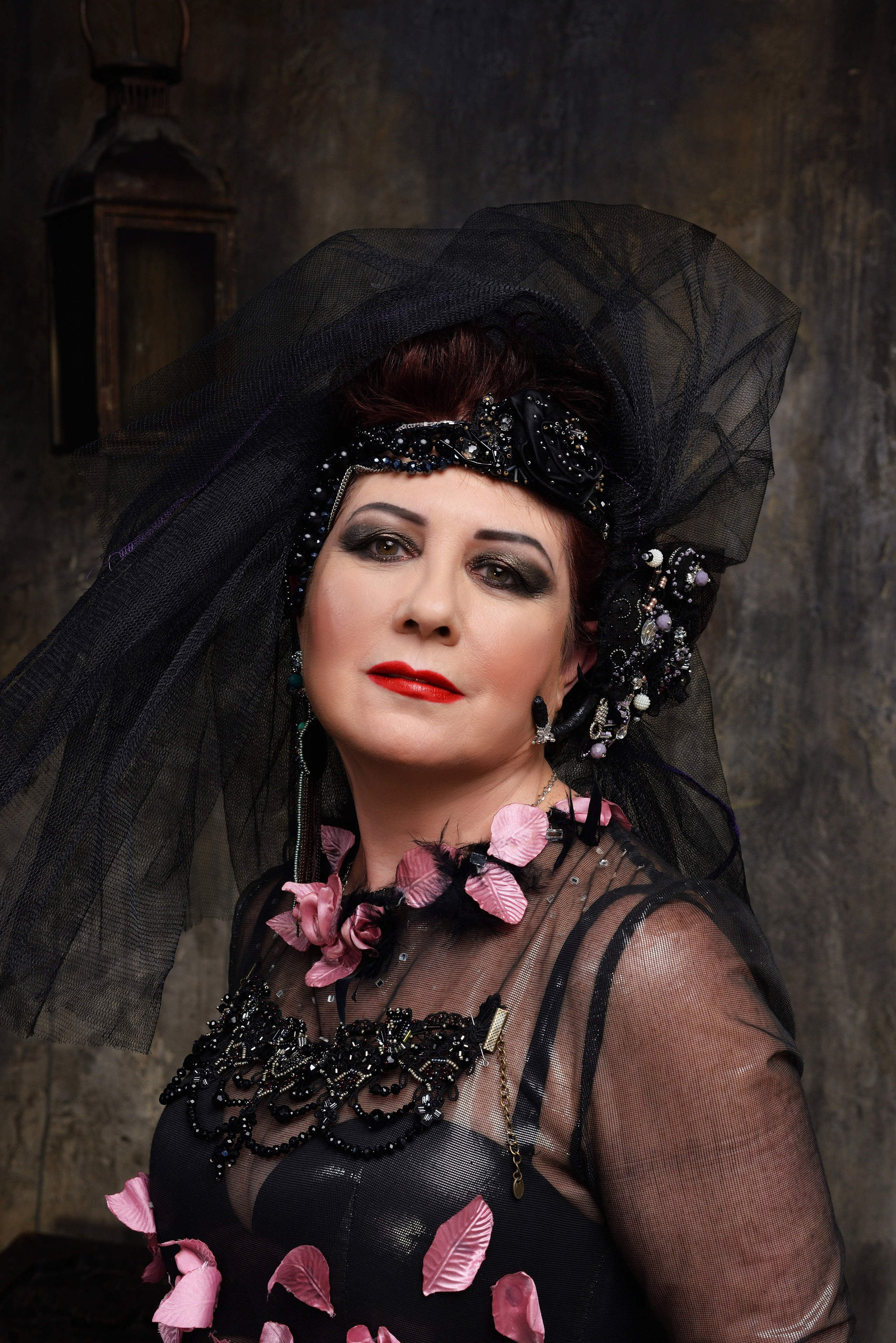 Портреты в студии. Фотограф Максим Мицун. Портрет, свадьба, репортаж, каталог