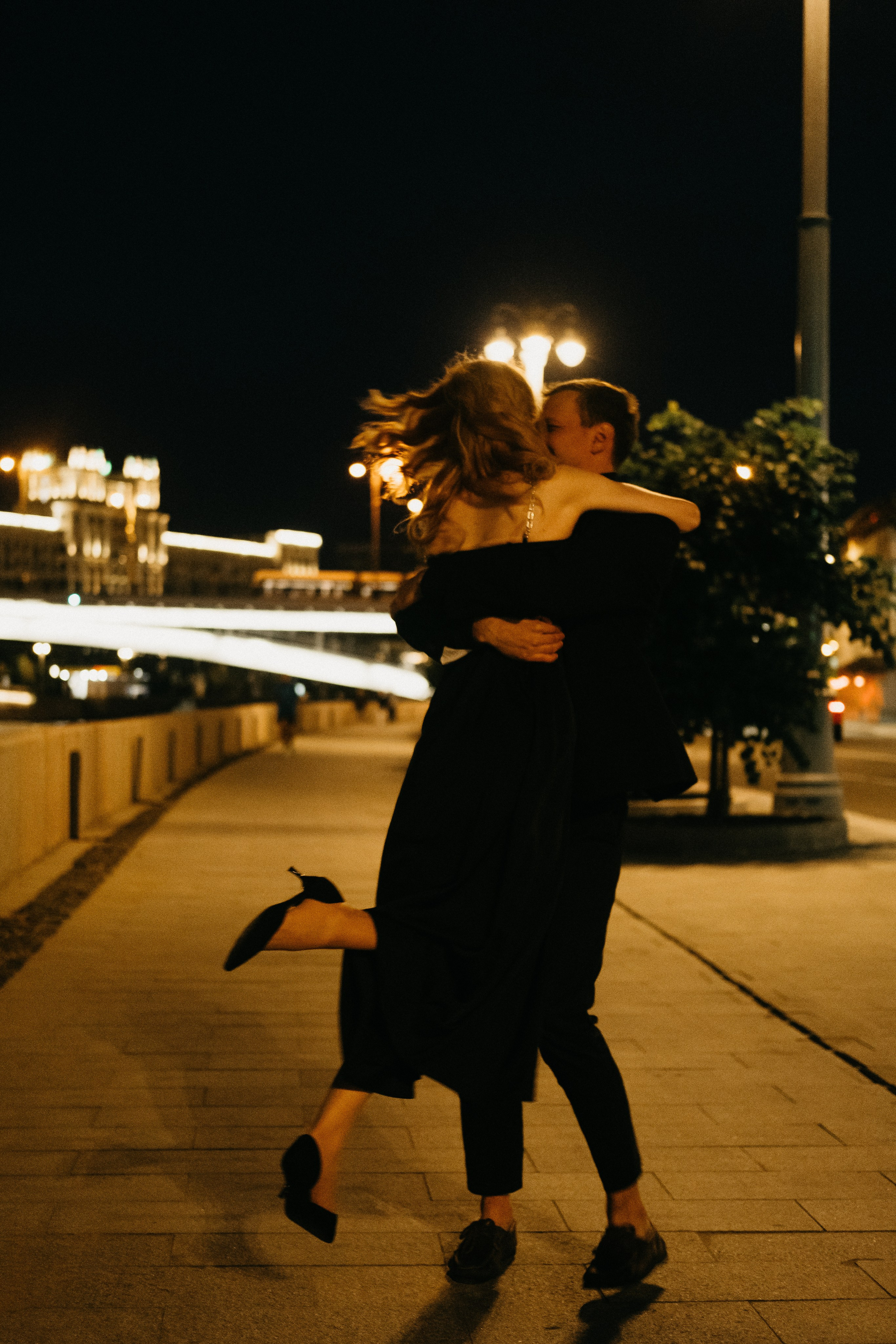 По ночному городу. Свадебный фотограф Александра Тюлякова