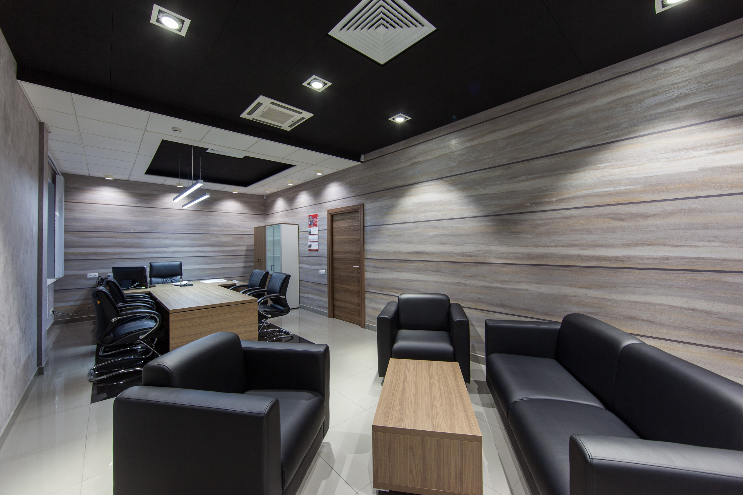 ШОУРУМ ПО ПРОДАЖЕ ГРУЗОВИКОВ IVECO. Архитектурно-дизайнерское бюро ROOMS