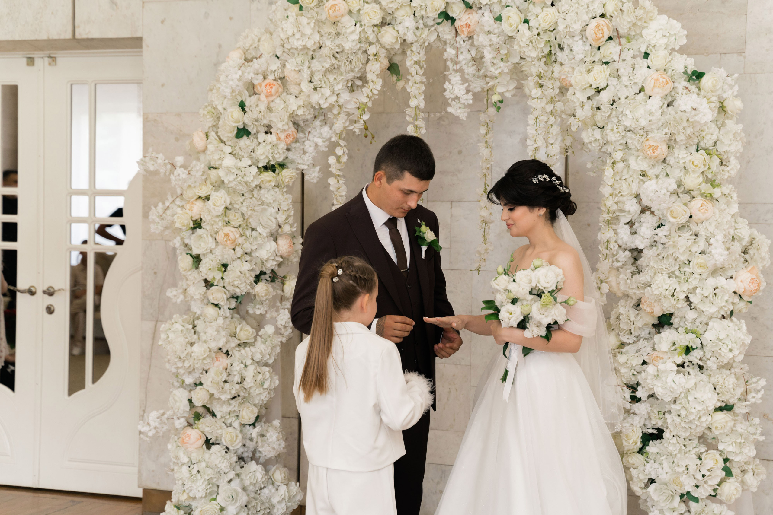 фотосессия росписи в  Кировском ЗАГСе Ростов на&nbsp;Дону