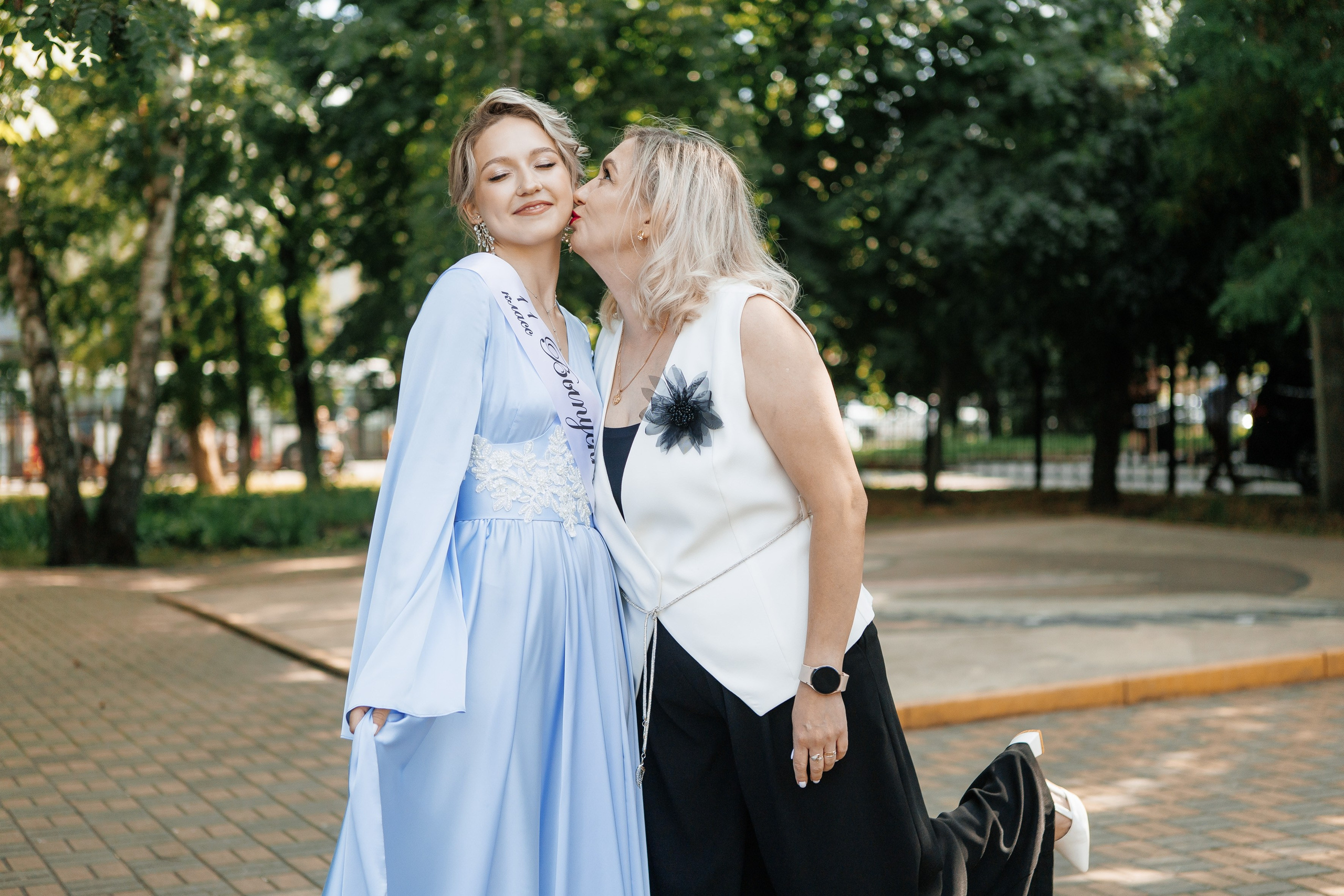 Выпускной Гимназия 12 2024 г. Свадебный и портретный Фотограф в Липецке Дмитрий Котюков