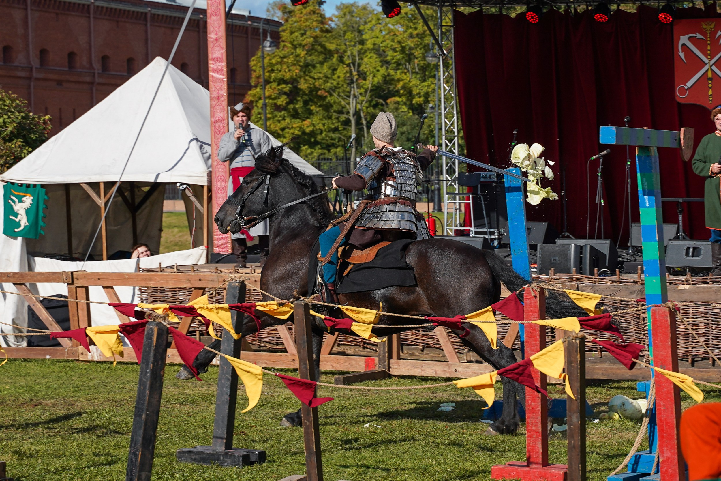 Рыцарский турнир в рамках фестиваля «Битва на Неве» Санкт-Петербург 2024 г. Фотограф-анималист, портретный фотограф в Чебоксарах Мария Садыкова