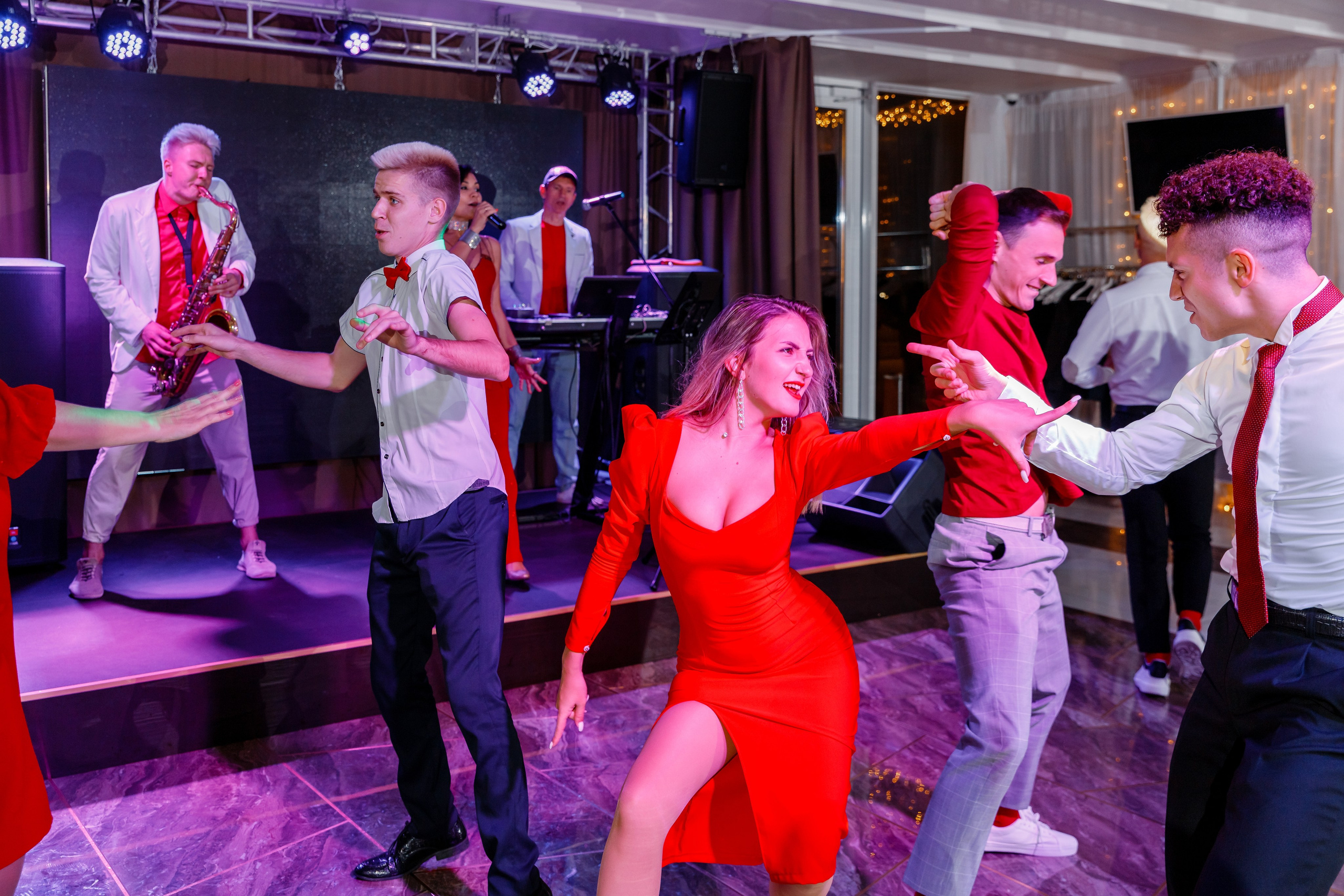 Анонс свадьбы Сергея и Елены. Свадебный фотограф в Крыму и Севастополе Ольга Баскакова