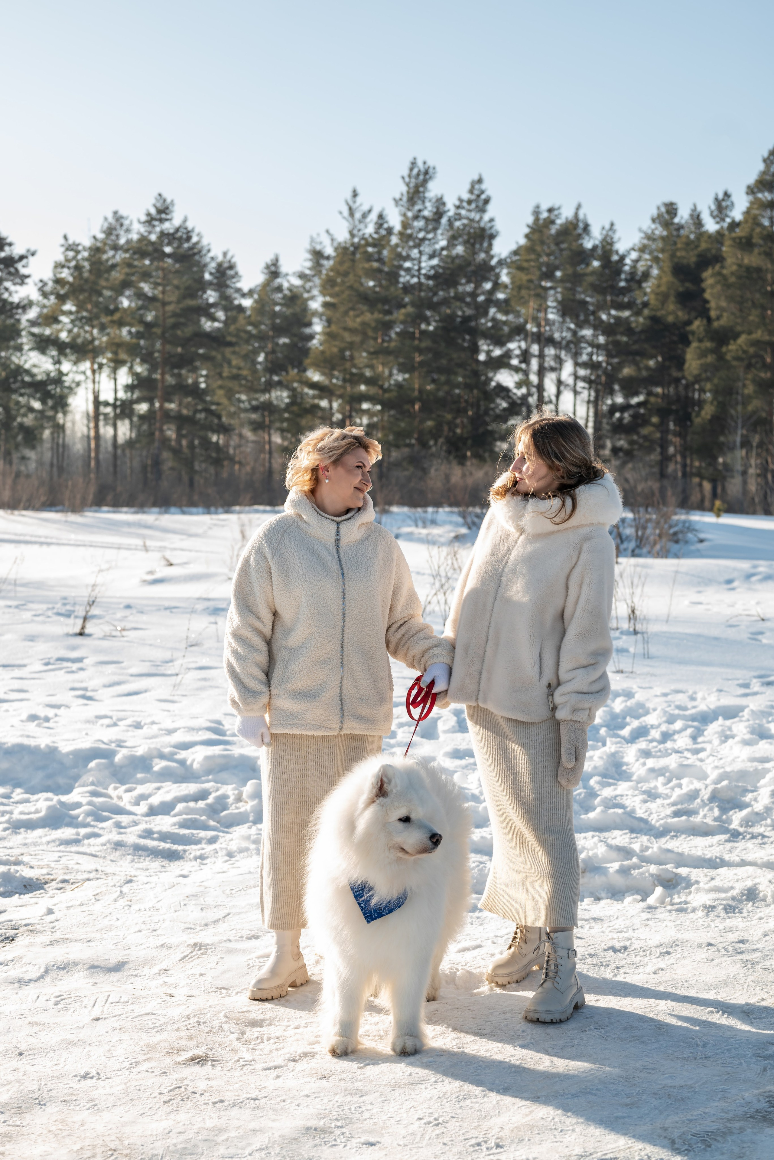 Фотопроект с Платоном и машиной на улице. Фотограф в городе Салават