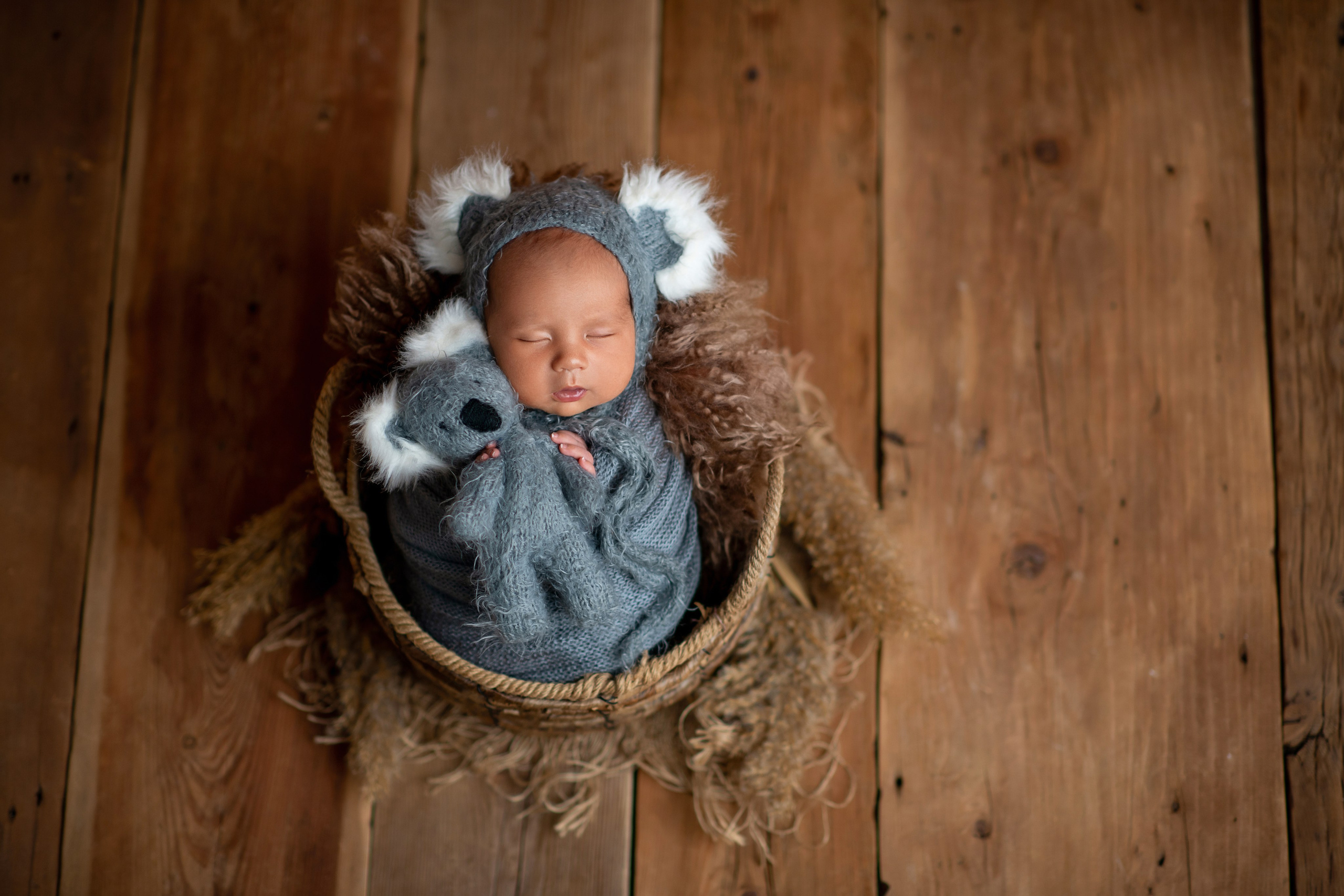 Newborn. Творческая команда Ульяшевы, свадебная и семейная фотография. Кахахста