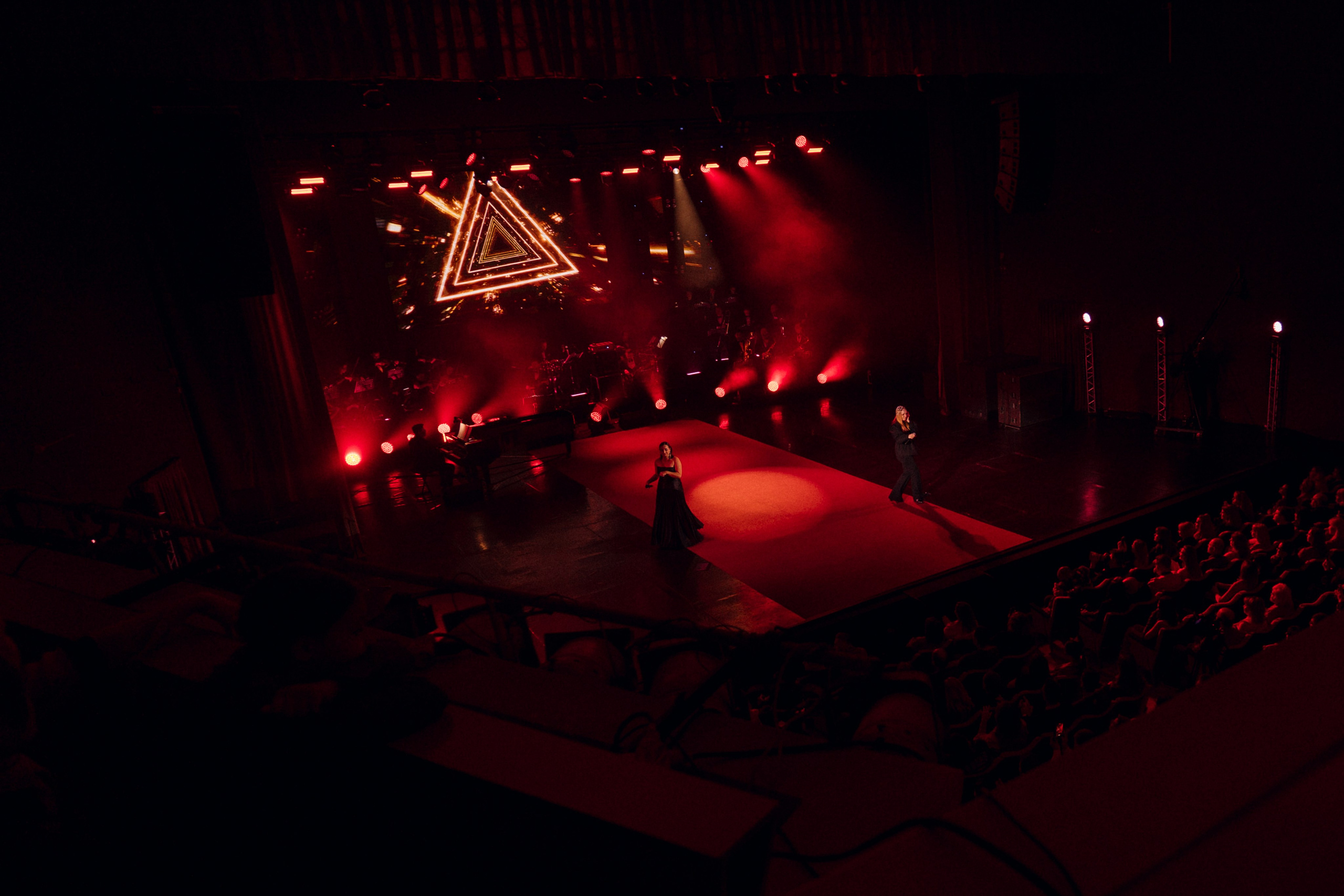 Концерт «ТИТРЫ»: Рита Ричи и оркестр Ильи Филиппова 15.02.25. Свадебный фотограф в Краснодаре и Сочи Винидиктова Екатерина